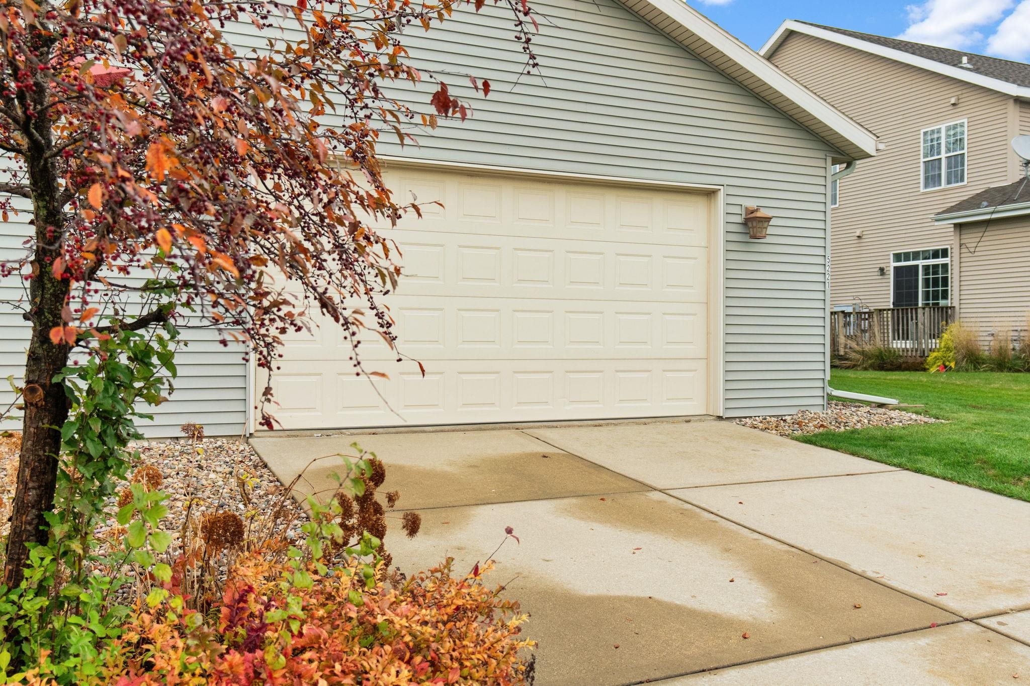5221 Teaberry Lane