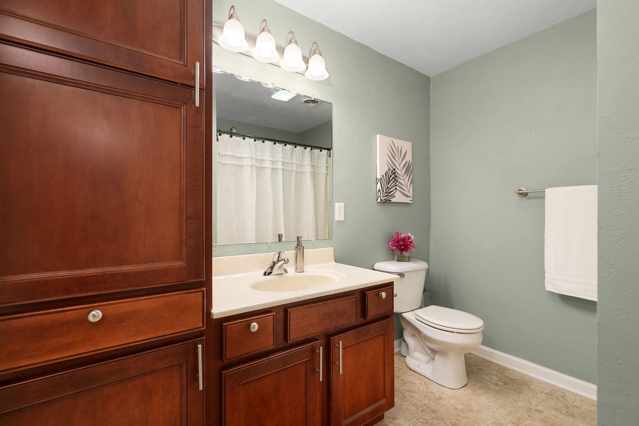 5221 Teaberry Lane