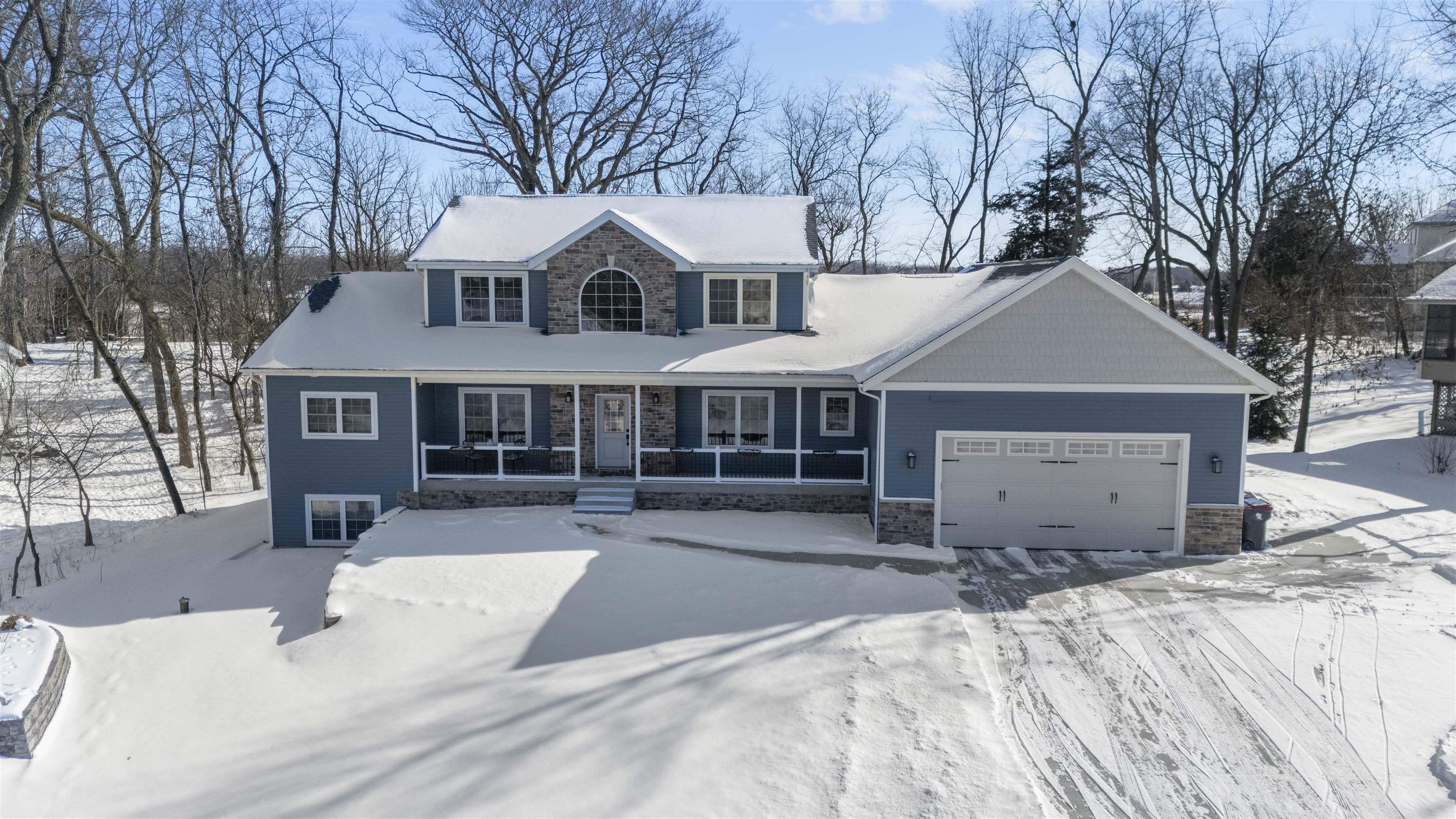 W9221 Forested Road