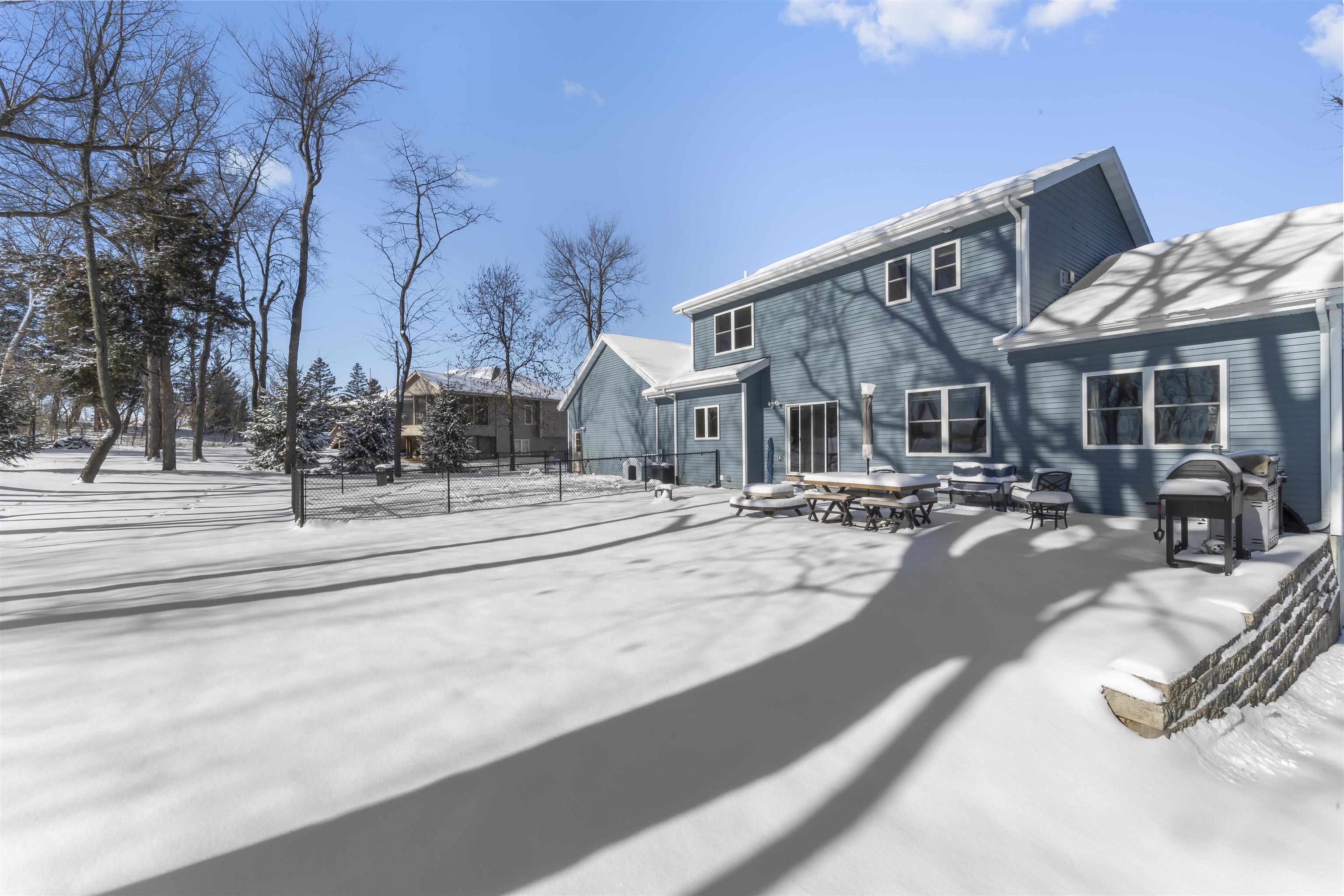 W9221 Forested Road
