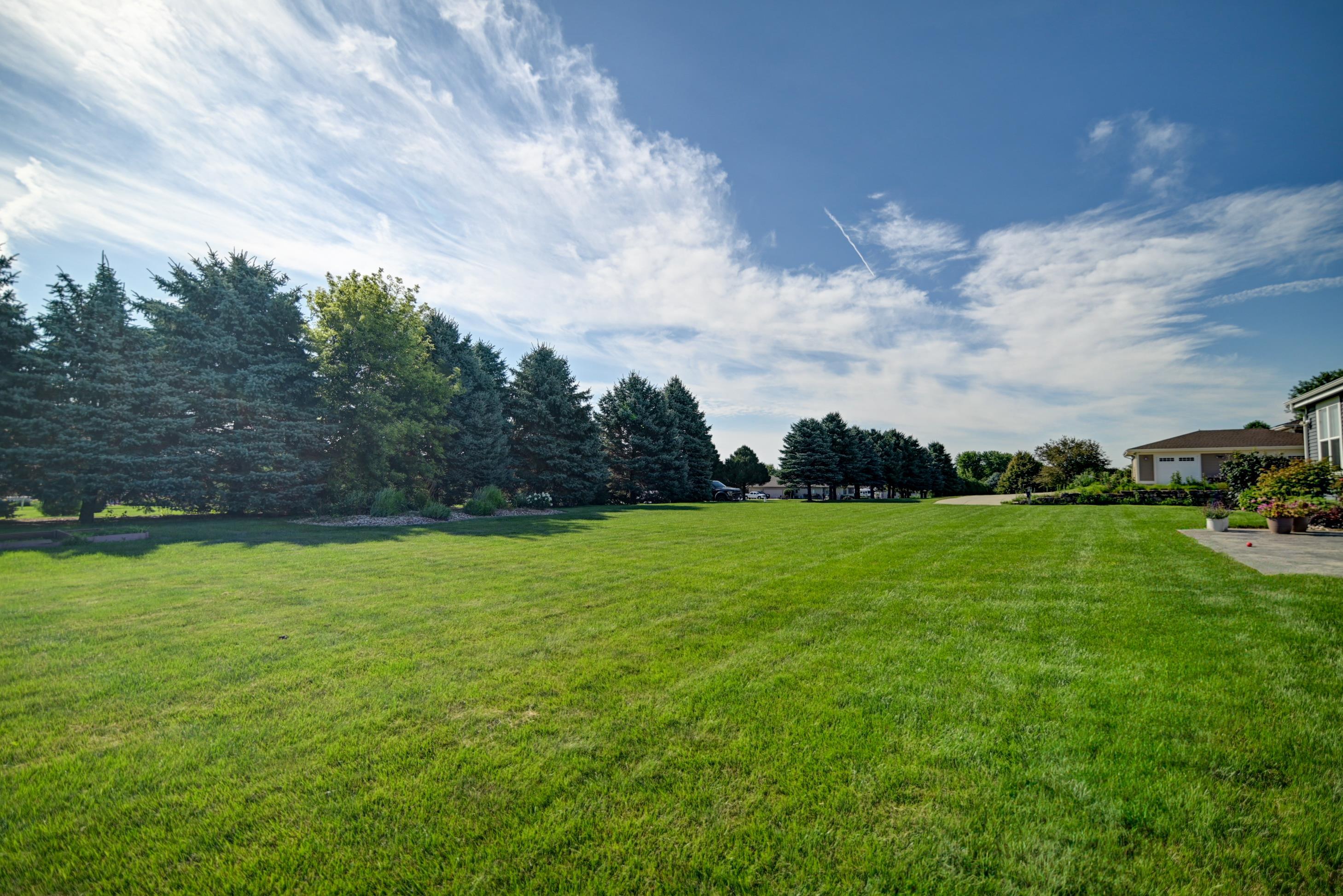 6637 Tartan Trail