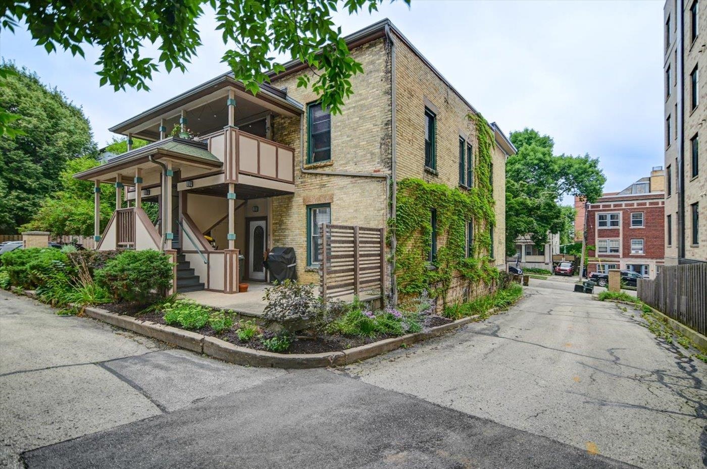 146 S Hancock Street 2