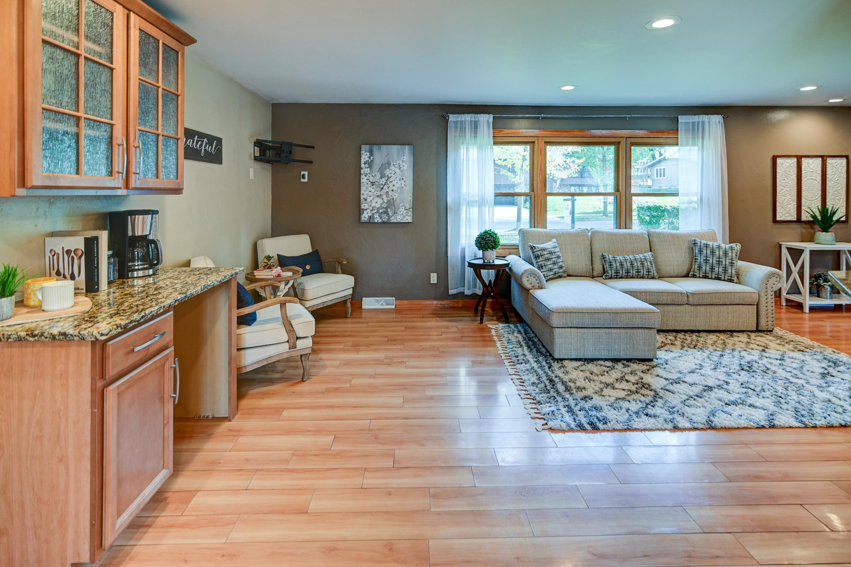 1618 Angel Crest Way