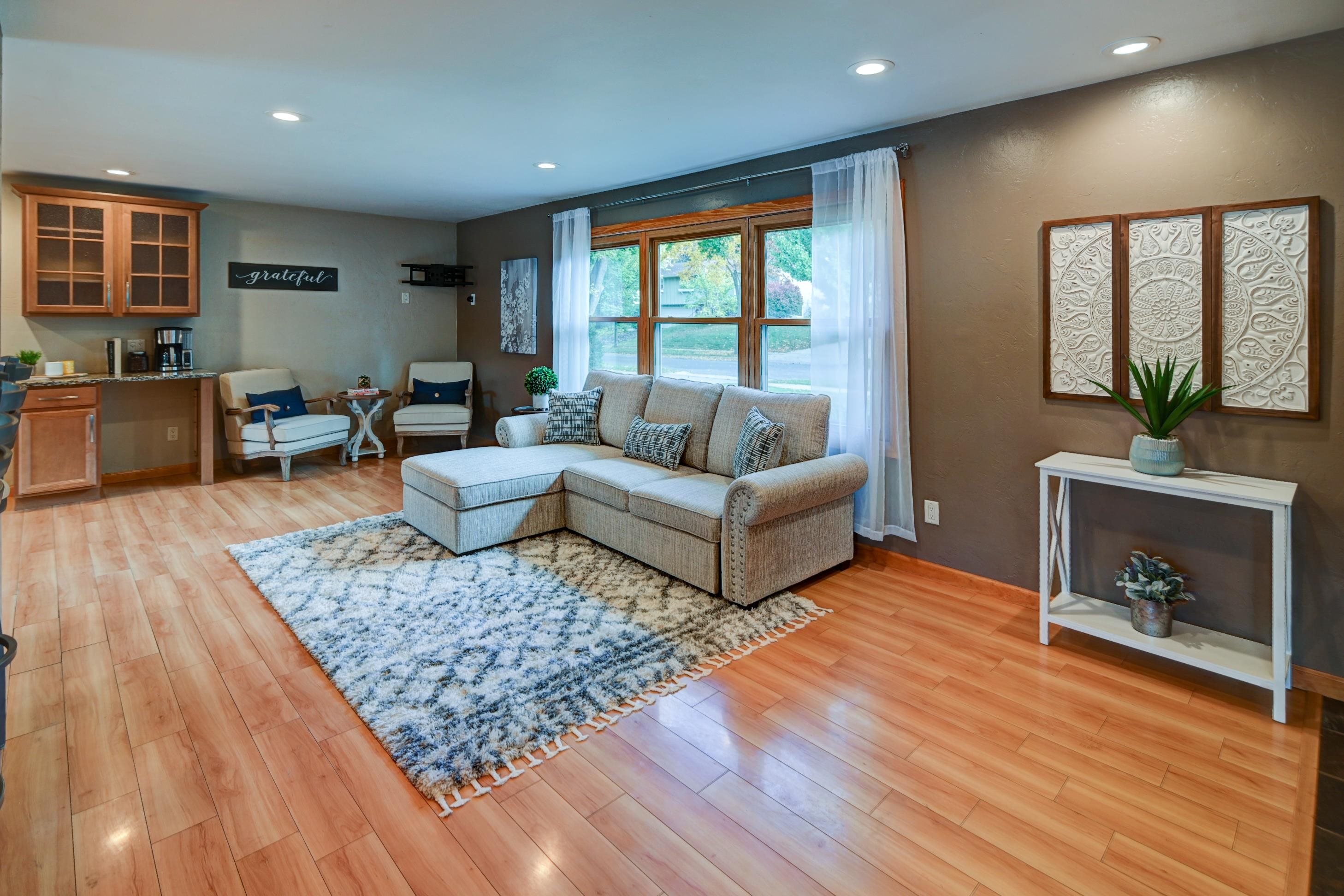 1618 Angel Crest Way