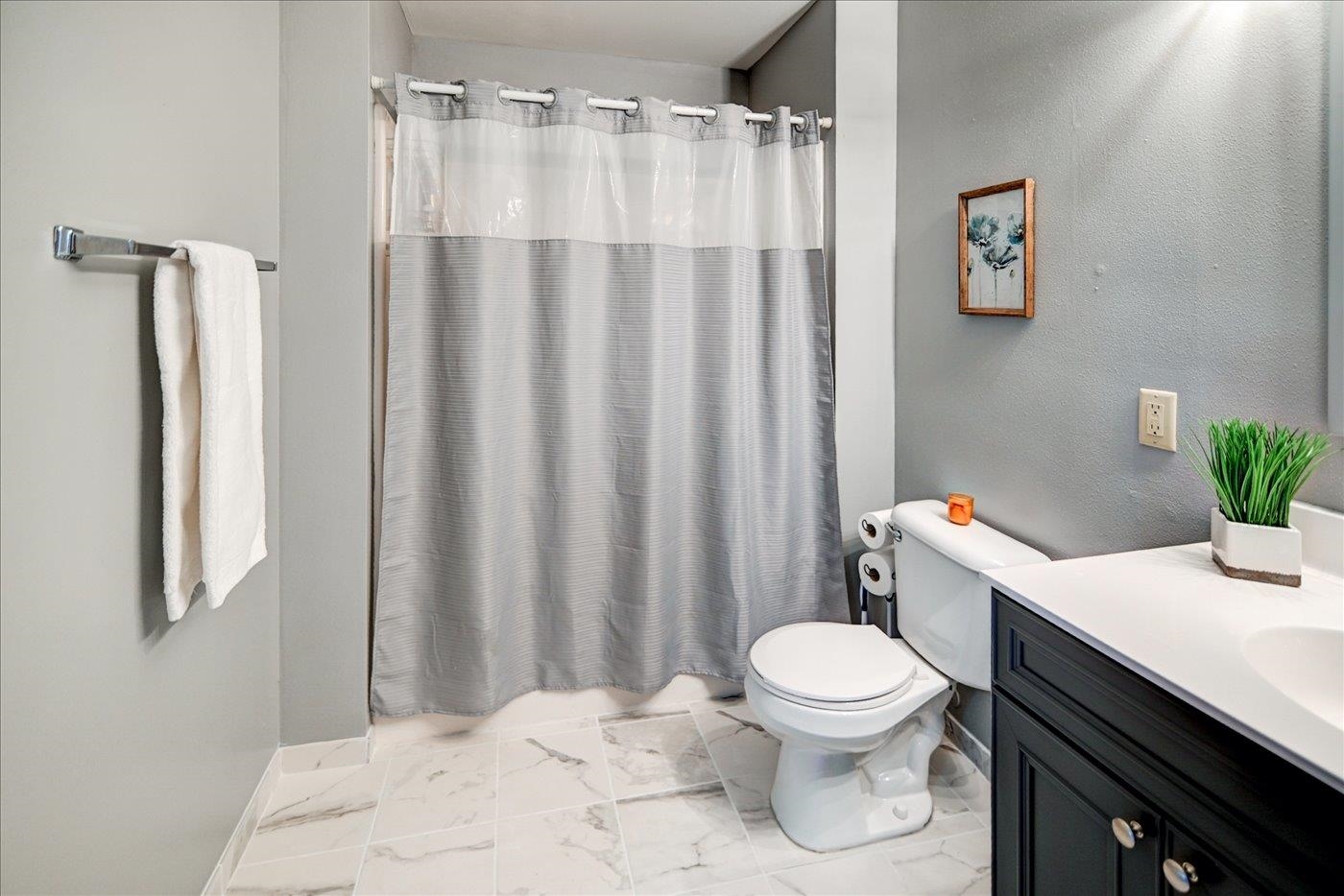 203 Kearney Way 104