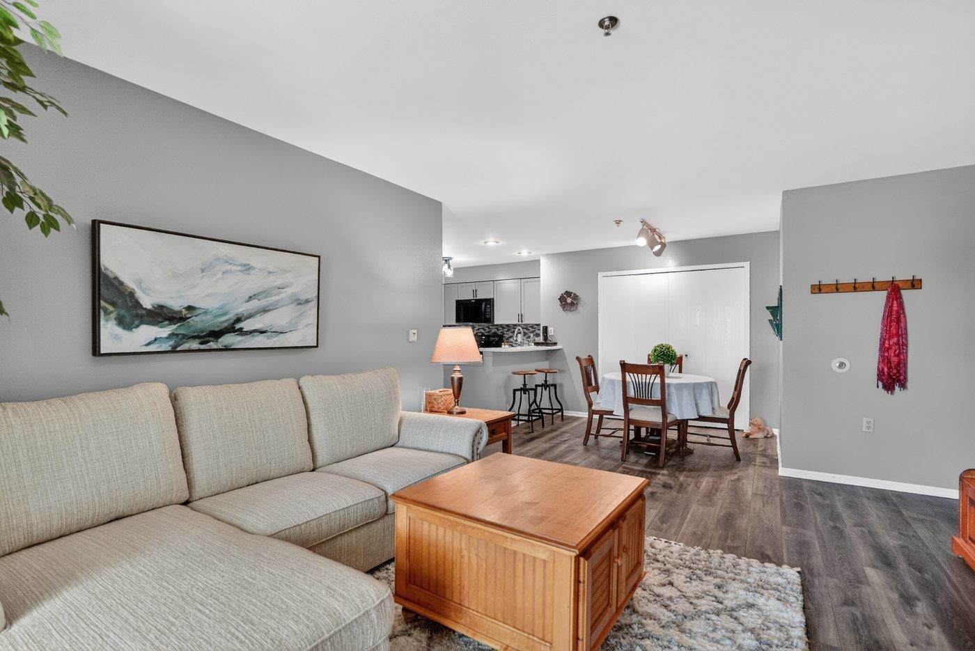 203 Kearney Way 104