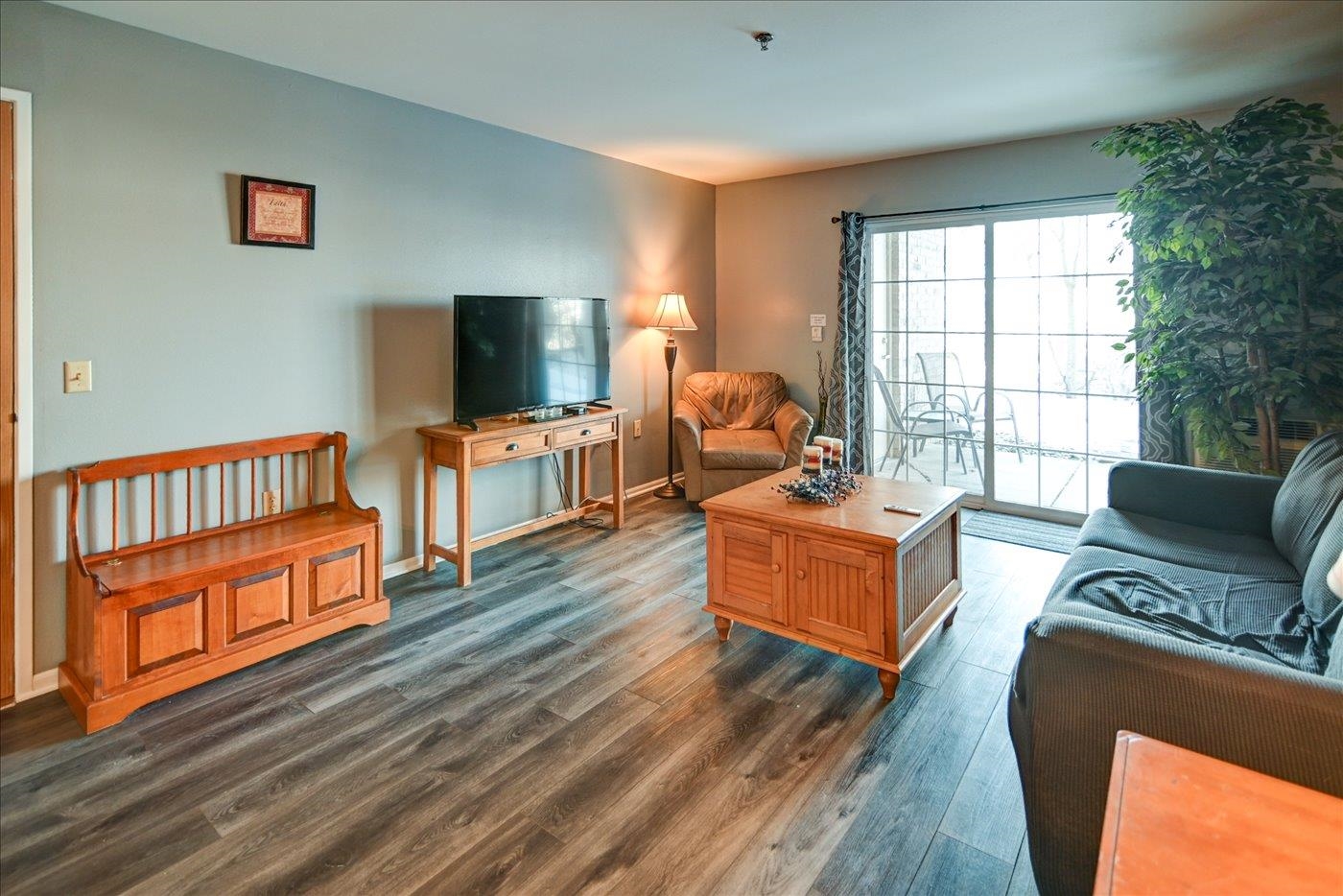 203 Kearney Way 104