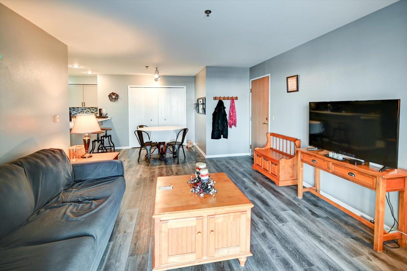 203 Kearney Way 104