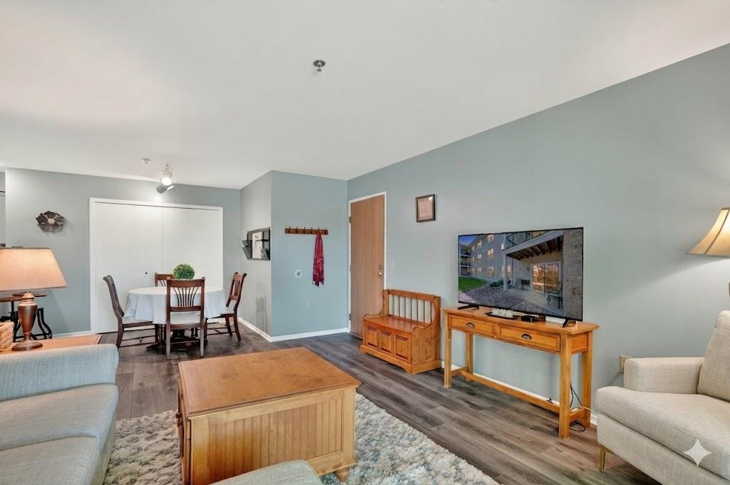 203 Kearney Way 104
