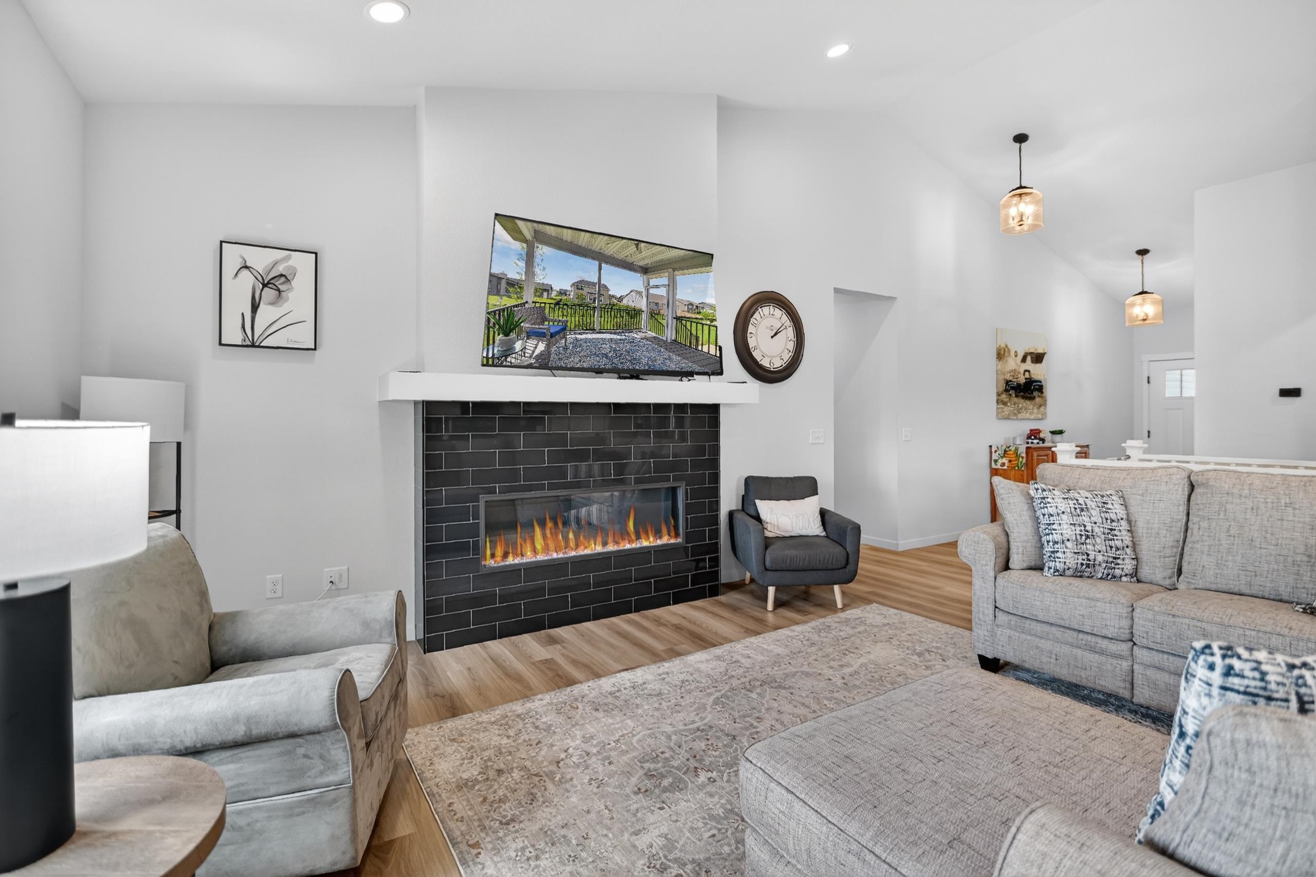 6659 Grouse Woods Road