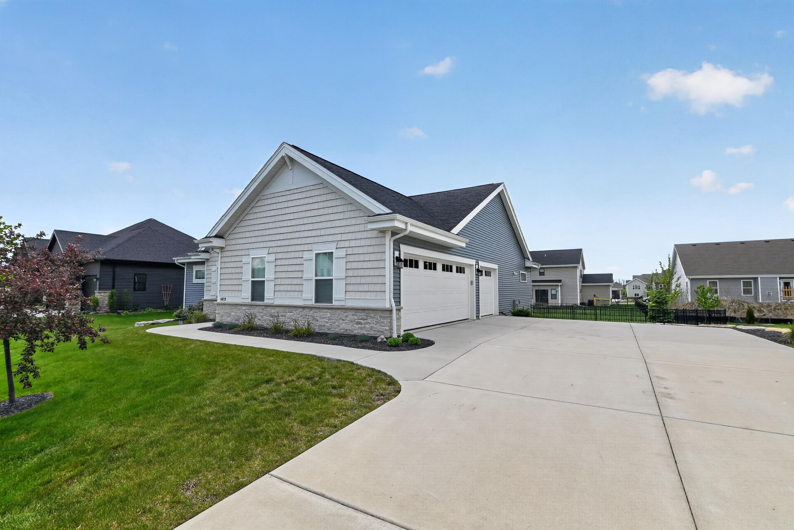 6659 Grouse Woods Road