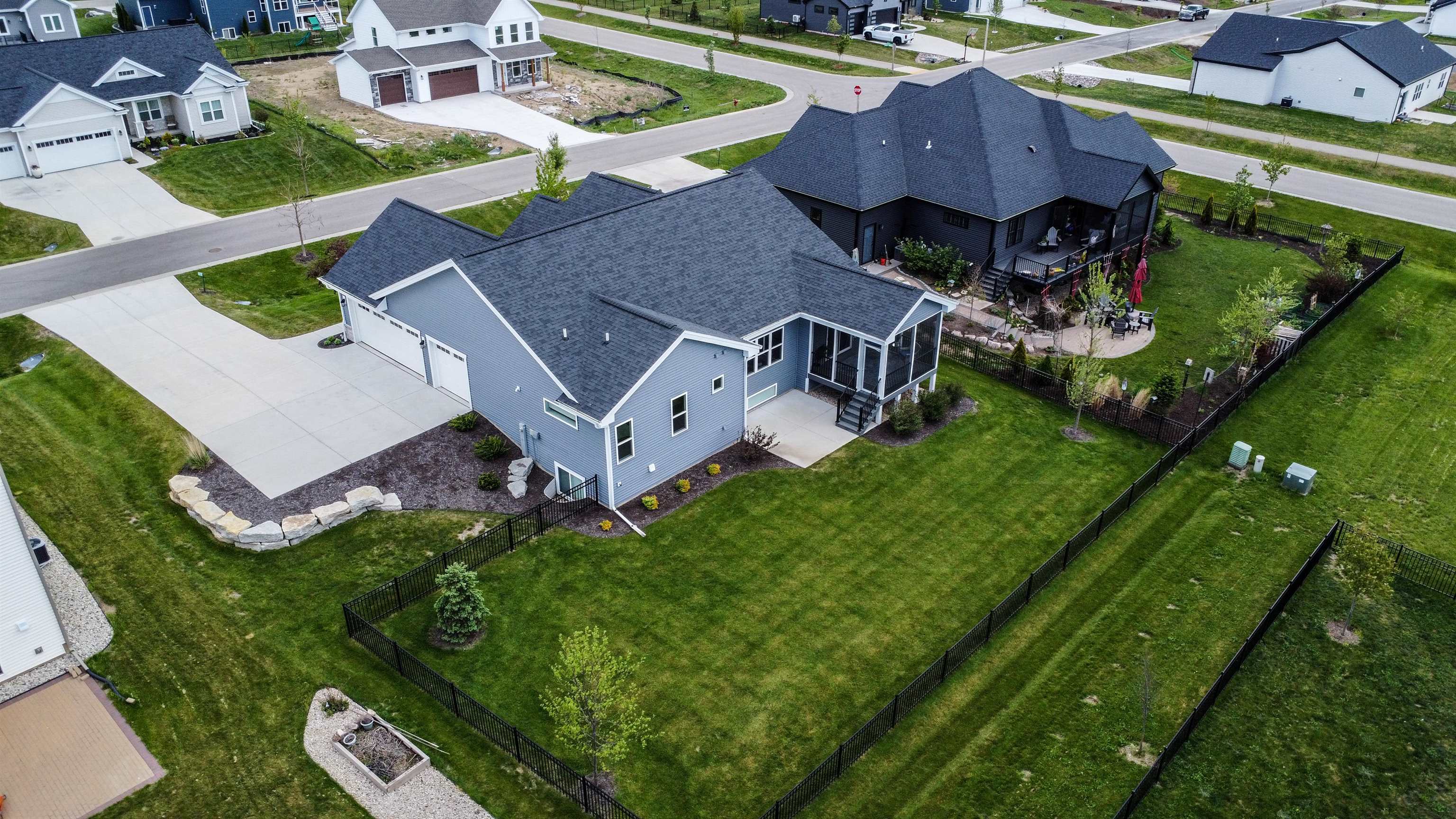 6659 Grouse Woods Road