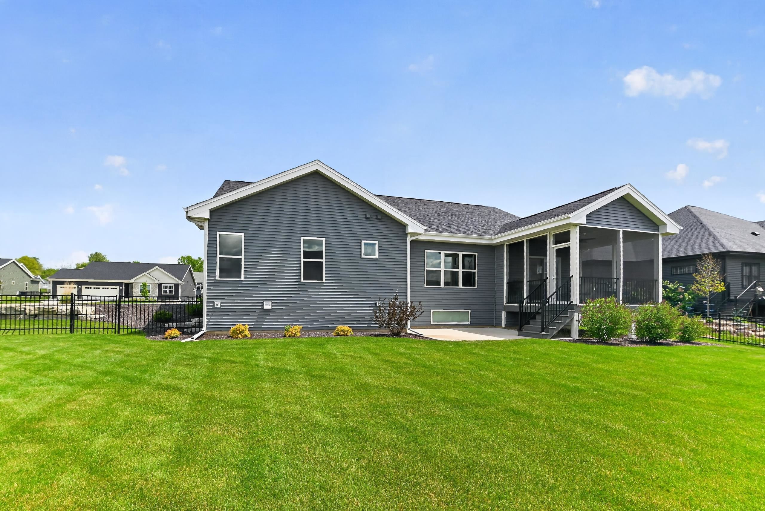 6659 Grouse Woods Road