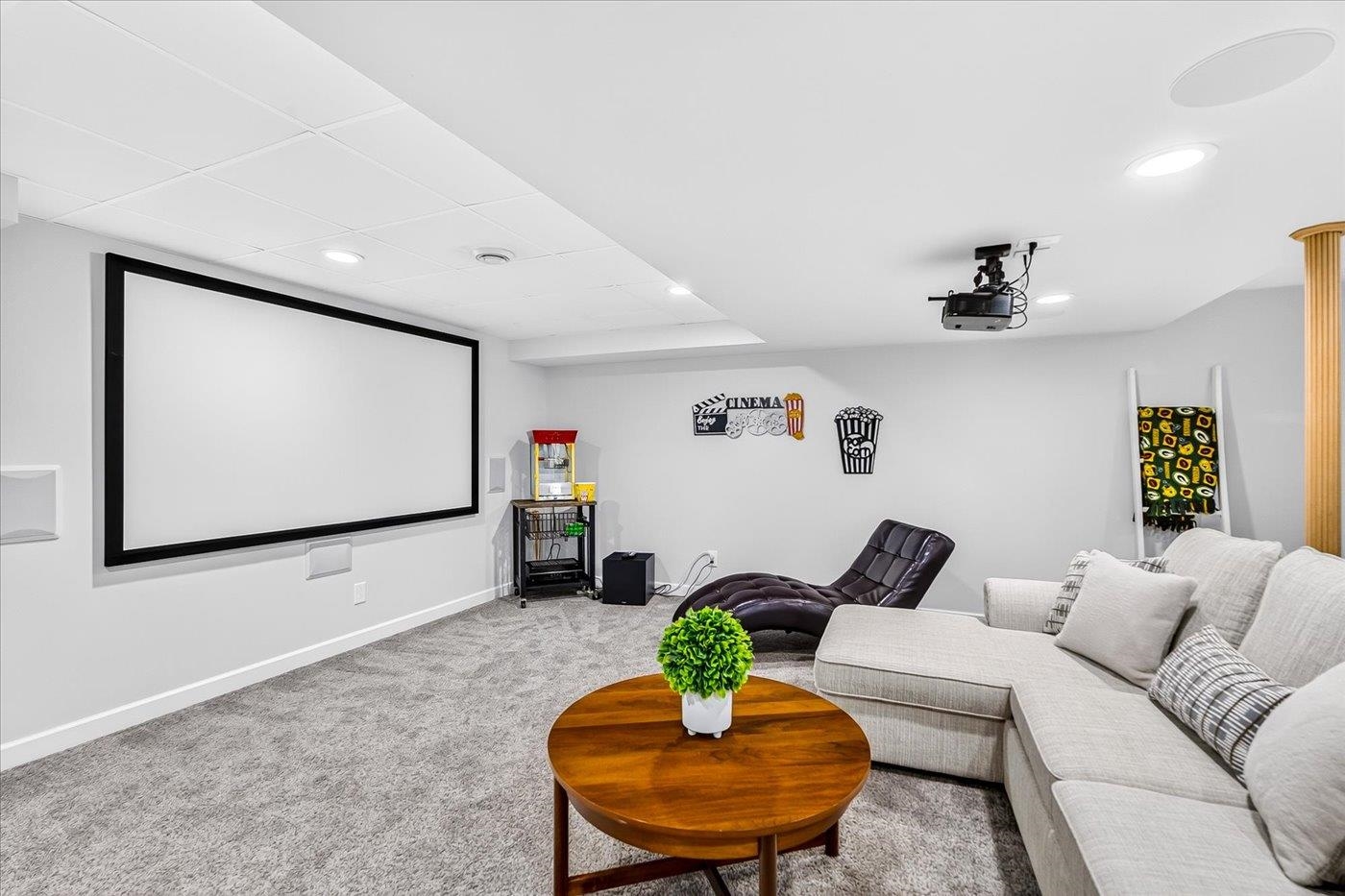 912 Questa Ridge Trail