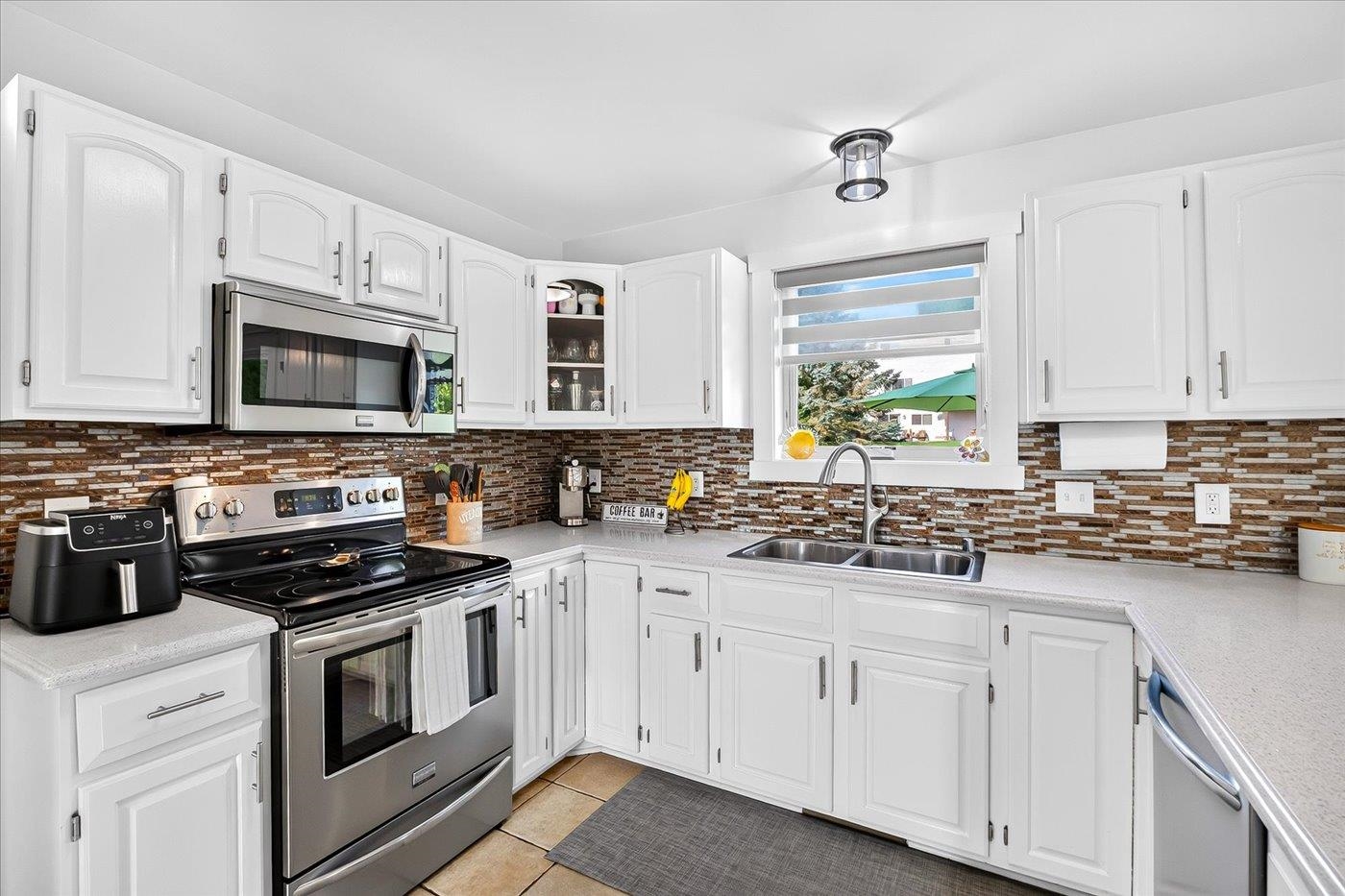 912 Questa Ridge Trail
