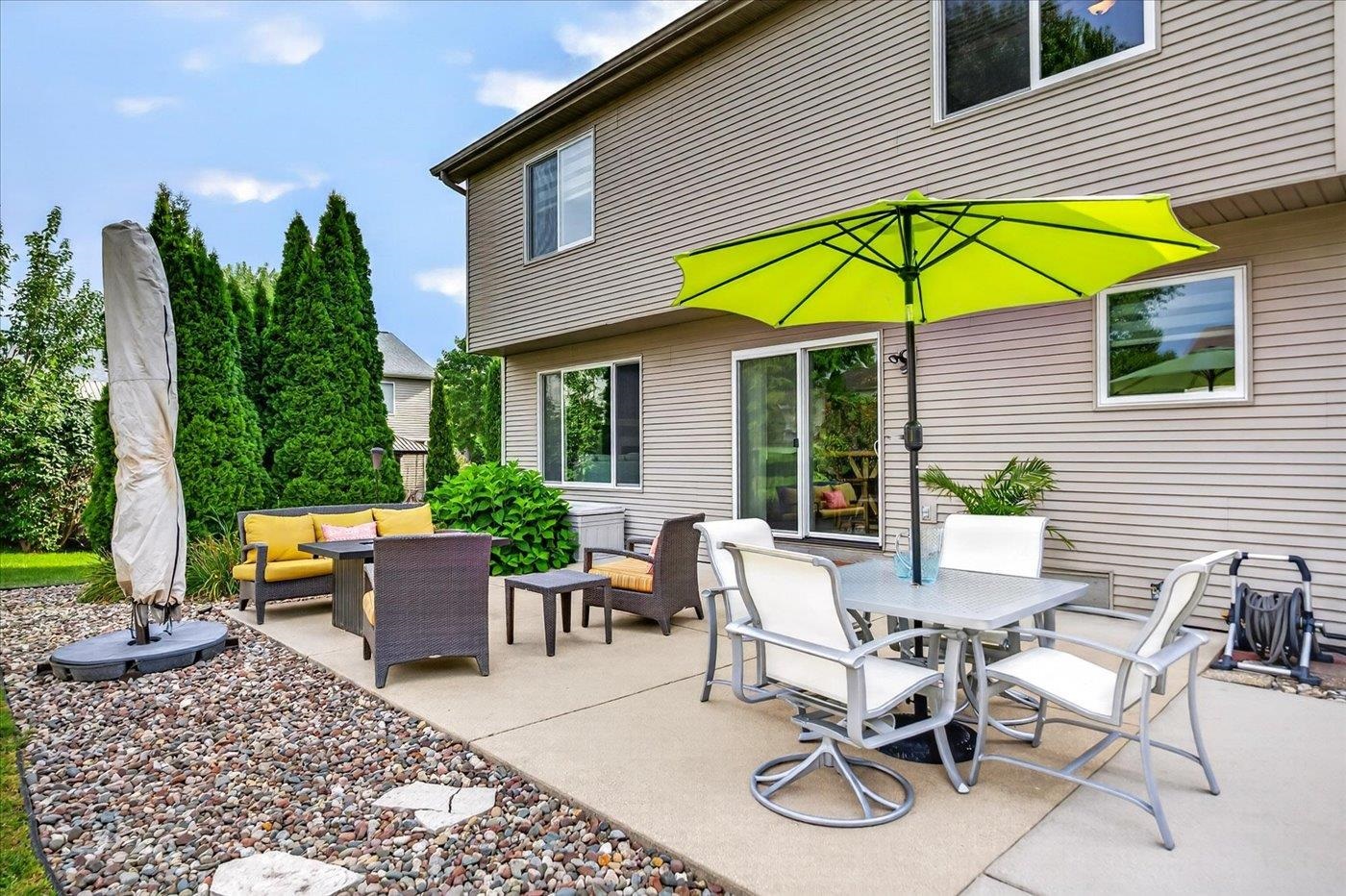 912 Questa Ridge Trail