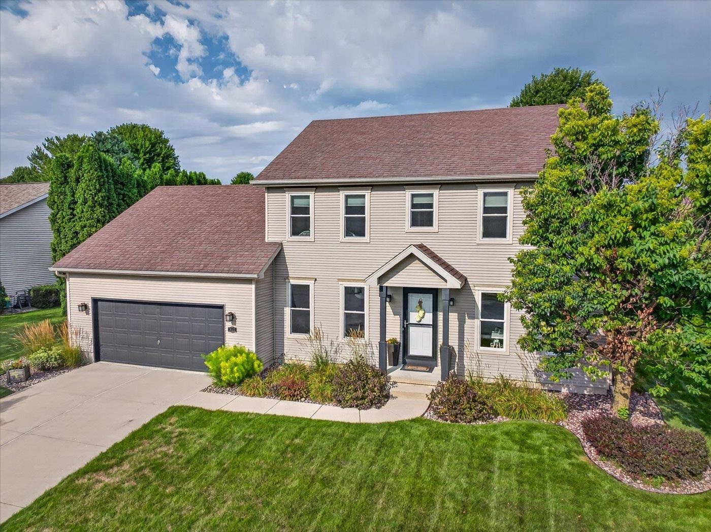912 Questa Ridge Trail