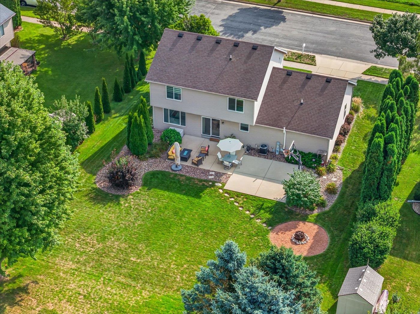 912 Questa Ridge Trail