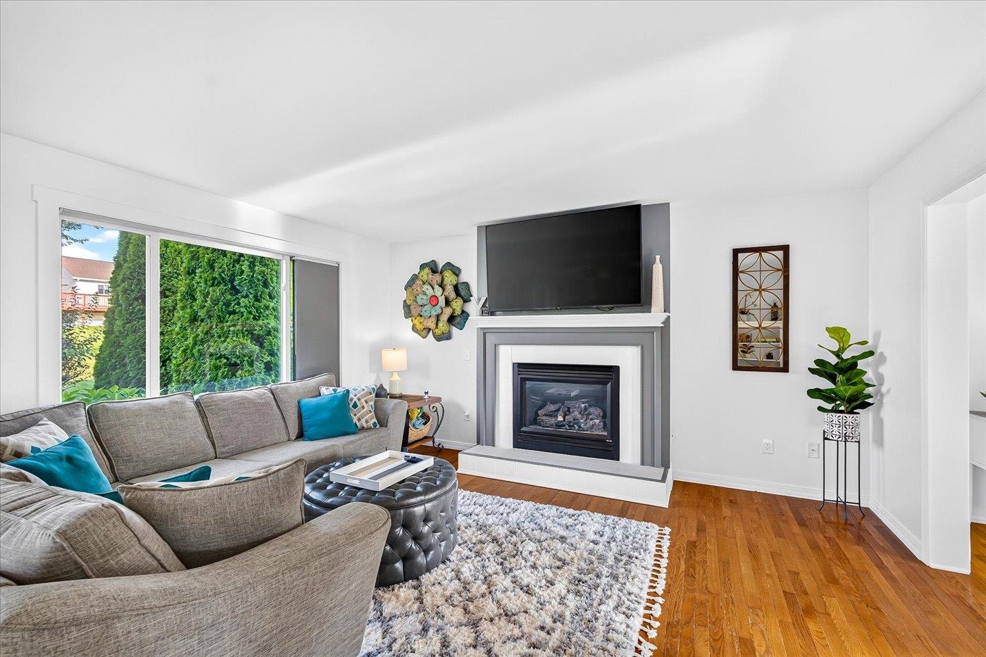 912 Questa Ridge Trail