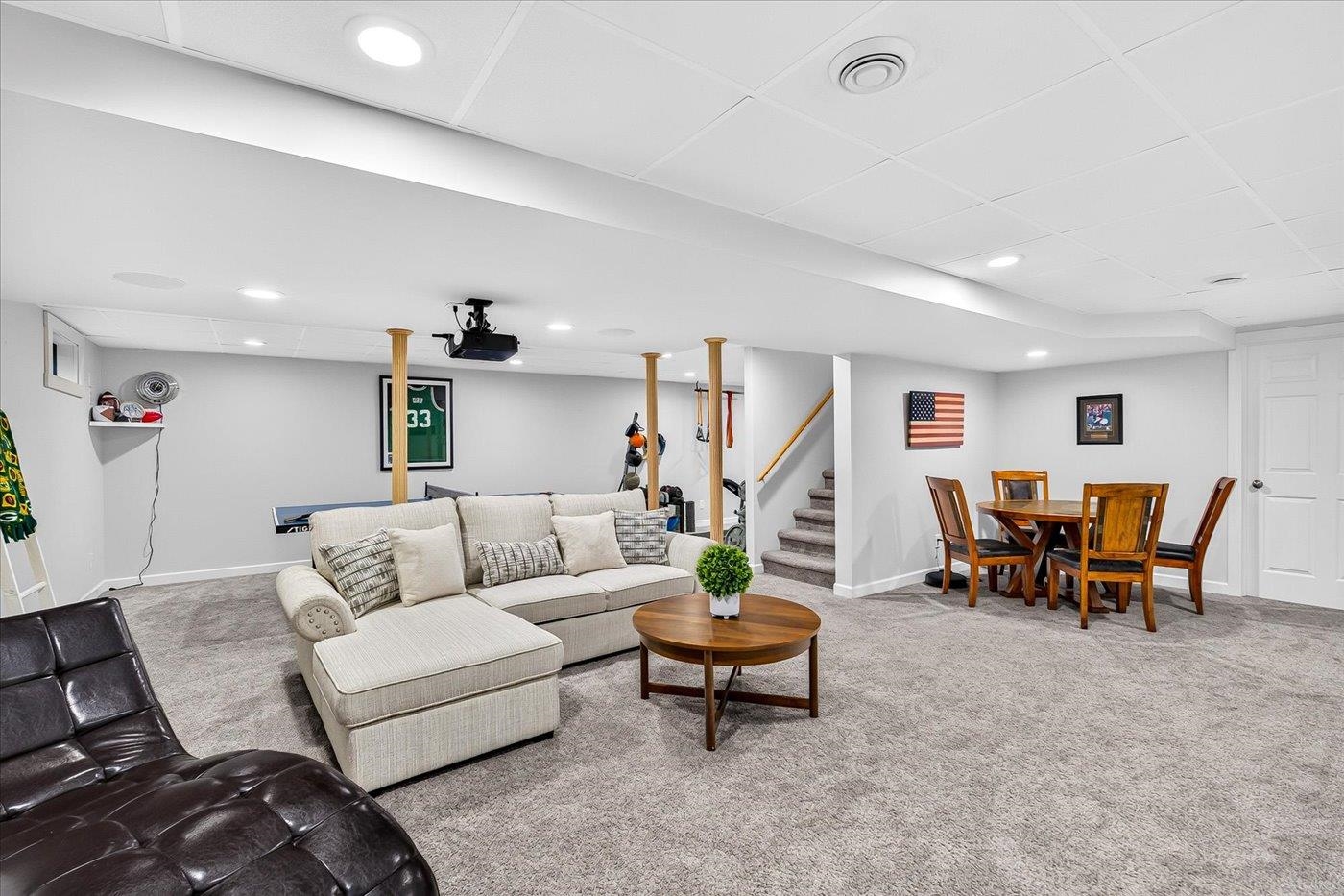 912 Questa Ridge Trail