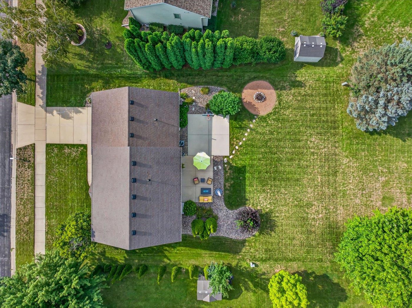 912 Questa Ridge Trail
