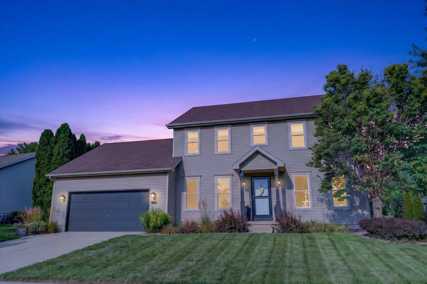 912 Questa Ridge Trail