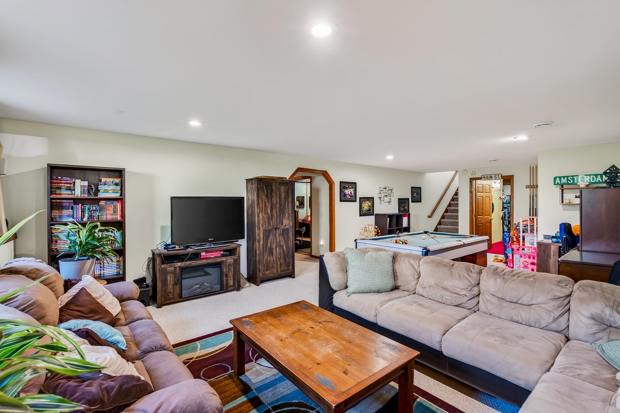 1357 Overlook Pass