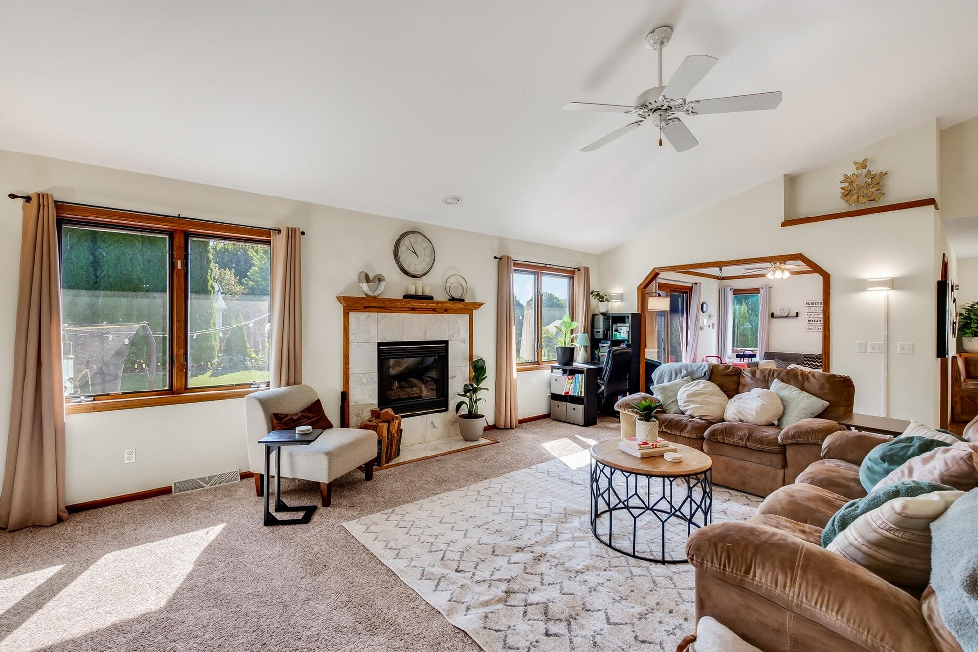 1357 Overlook Pass