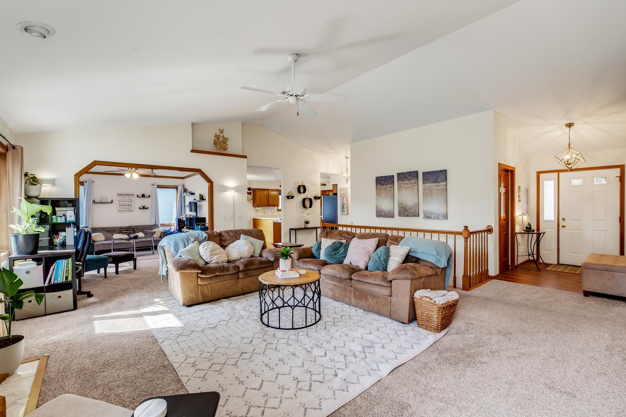 1357 Overlook Pass