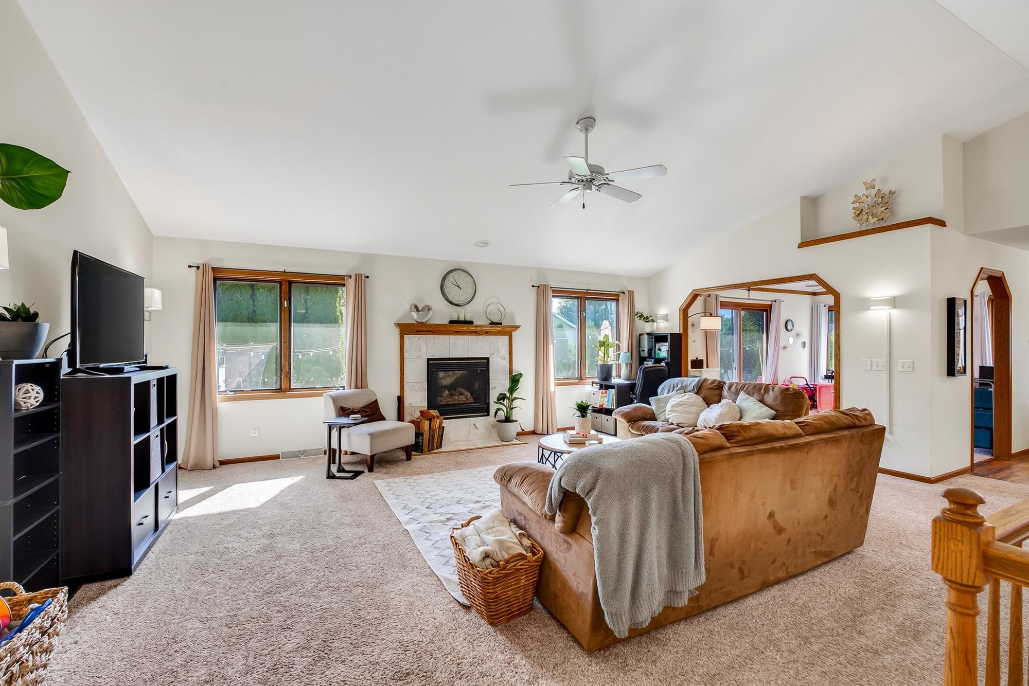 1357 Overlook Pass