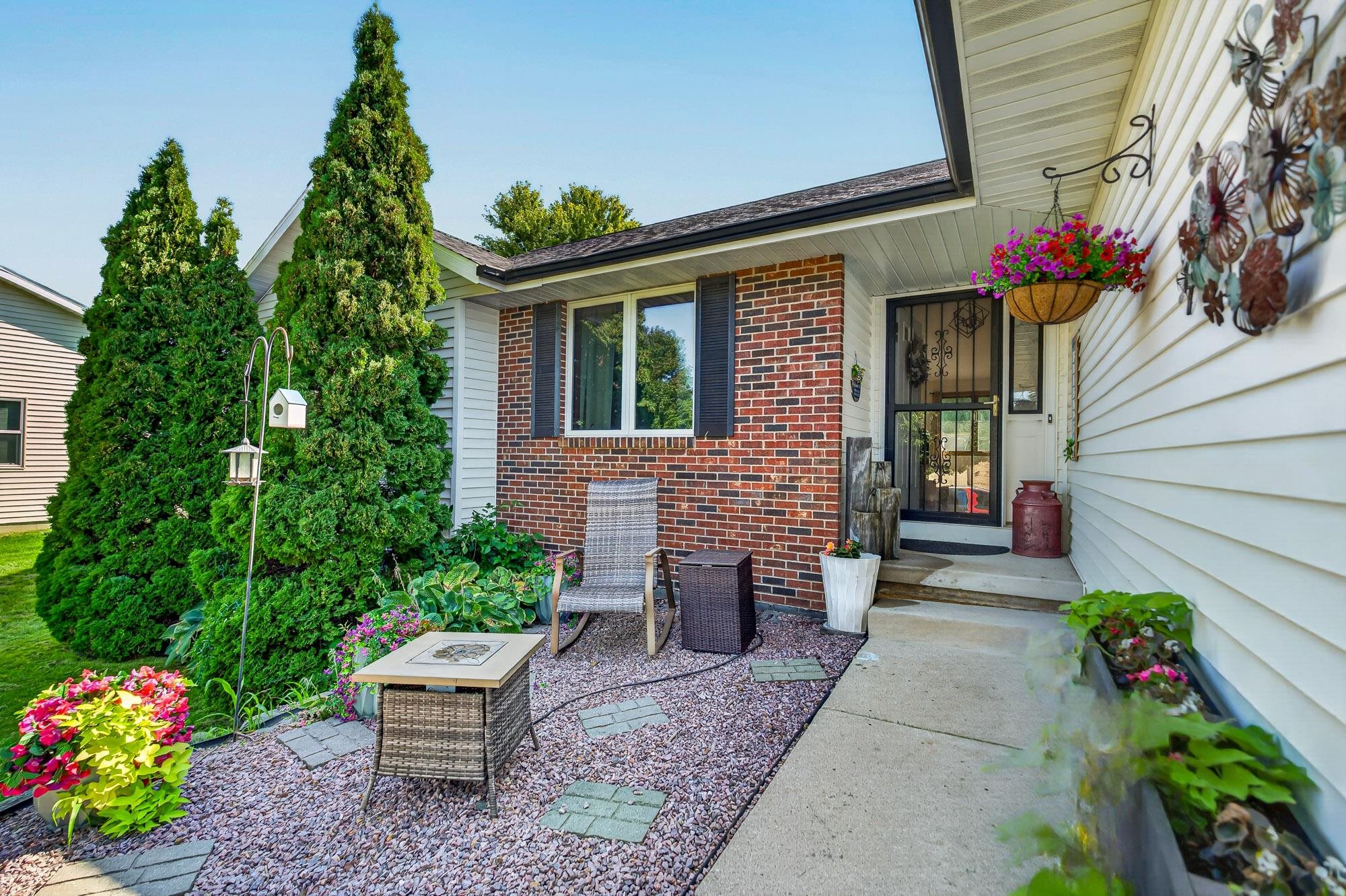 1357 Overlook Pass