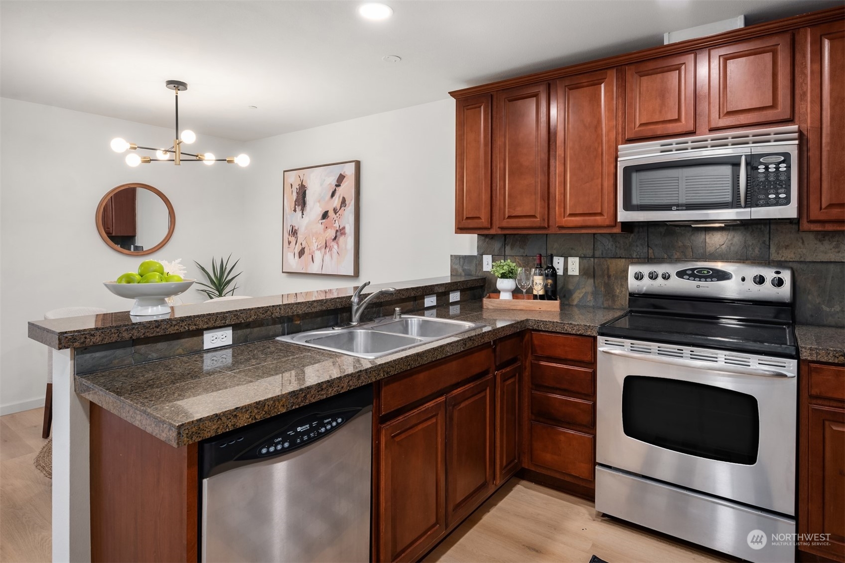 11302 124th Avenue NE Unit: 202