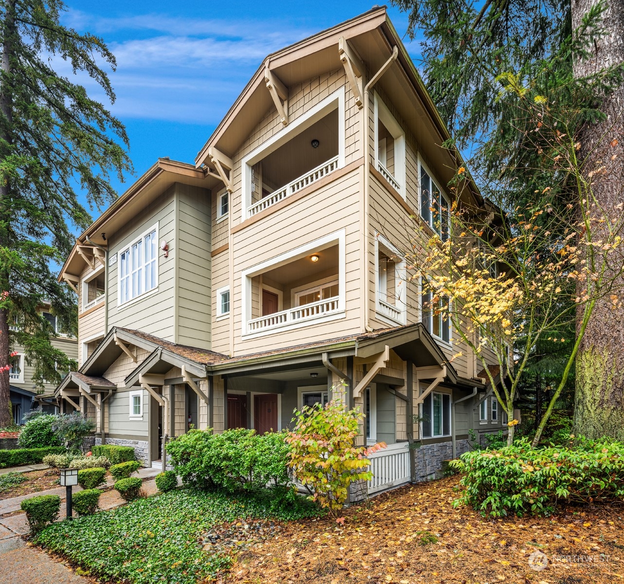 11302 124th Avenue NE Unit: 202