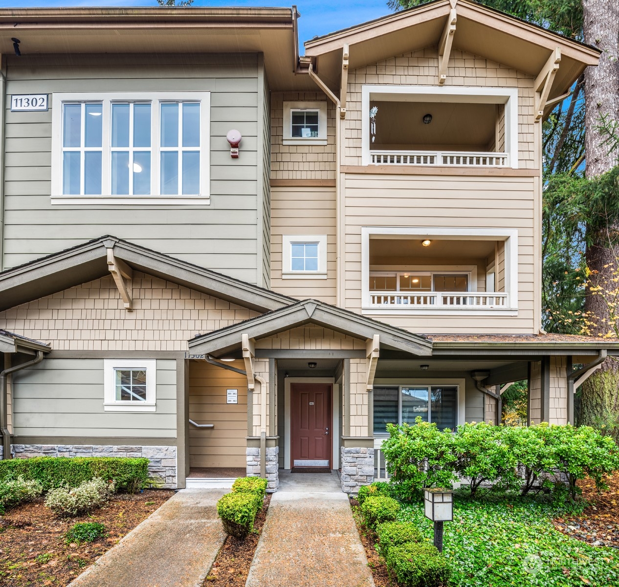 11302 124th Avenue NE Unit: 202