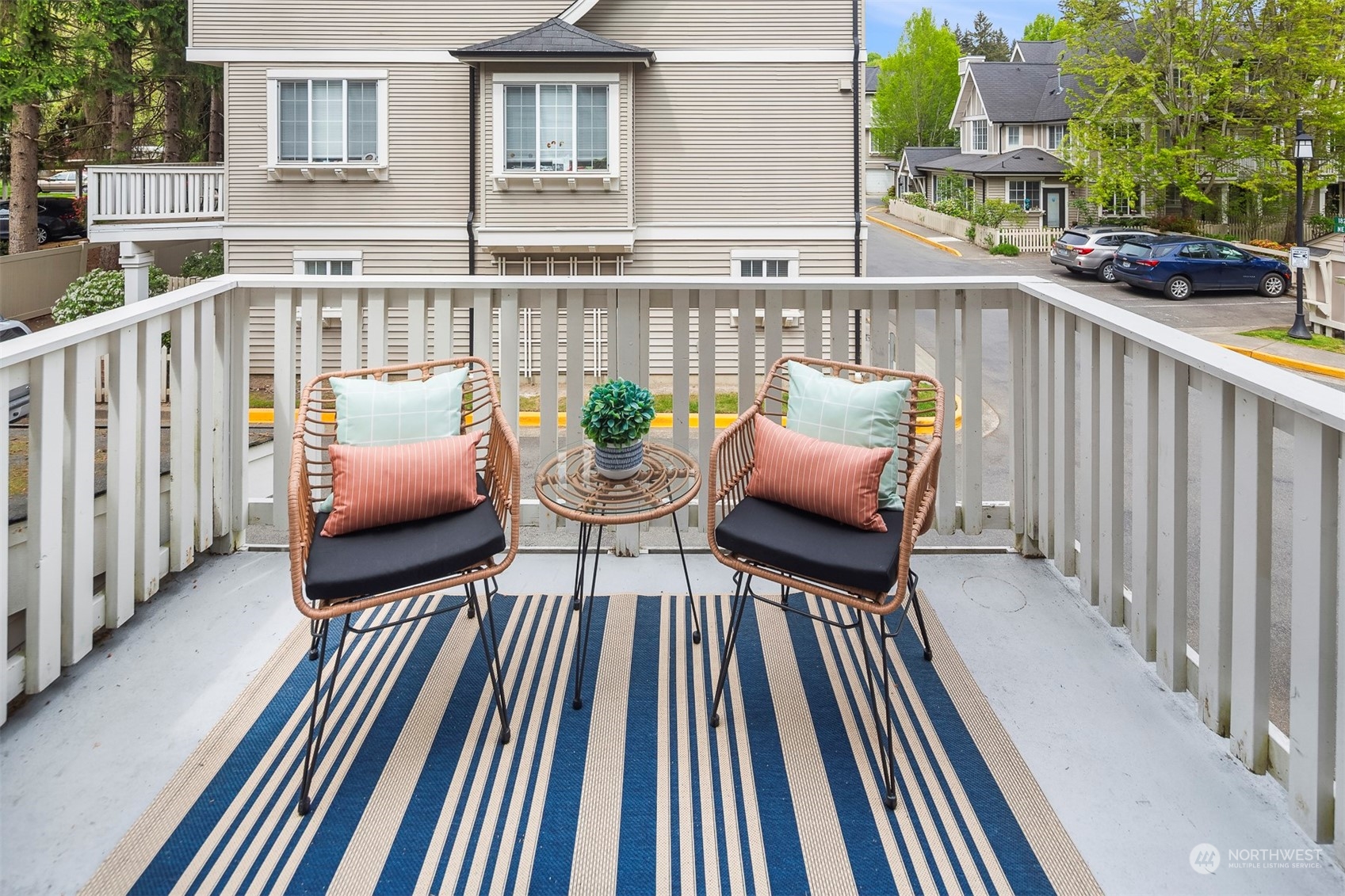 18211 NE 95th Way Unit: 105