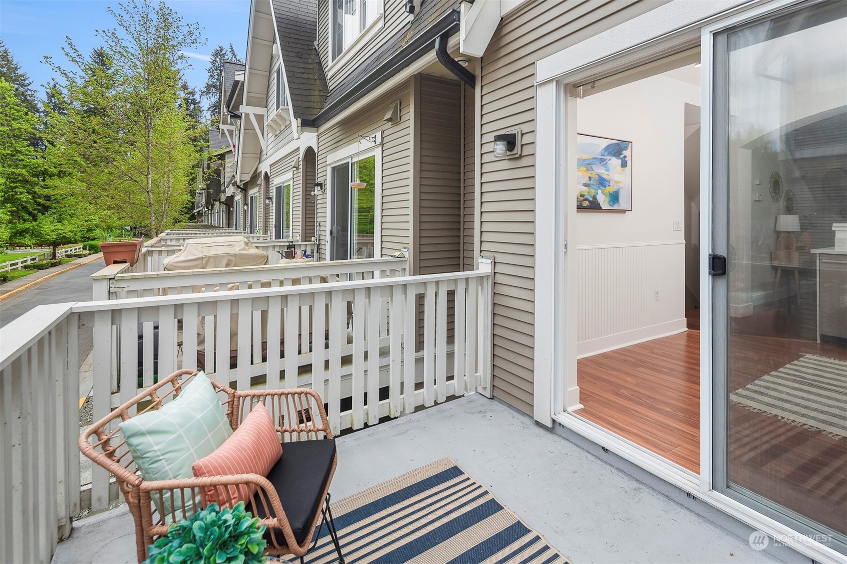 18211 NE 95th Way Unit: 105
