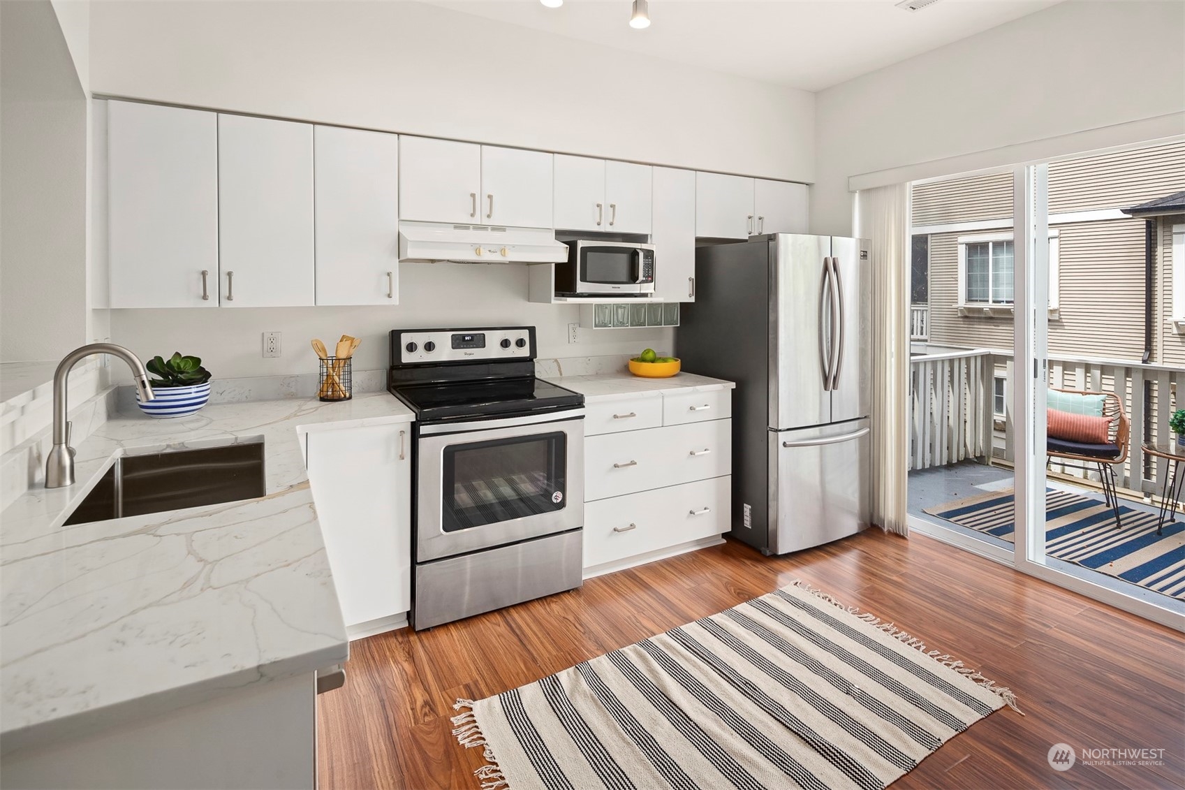 18211 NE 95th Way Unit: 105