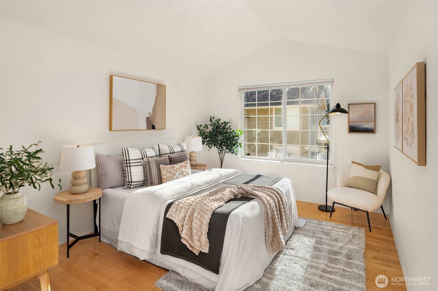 18544 NE 57th Street