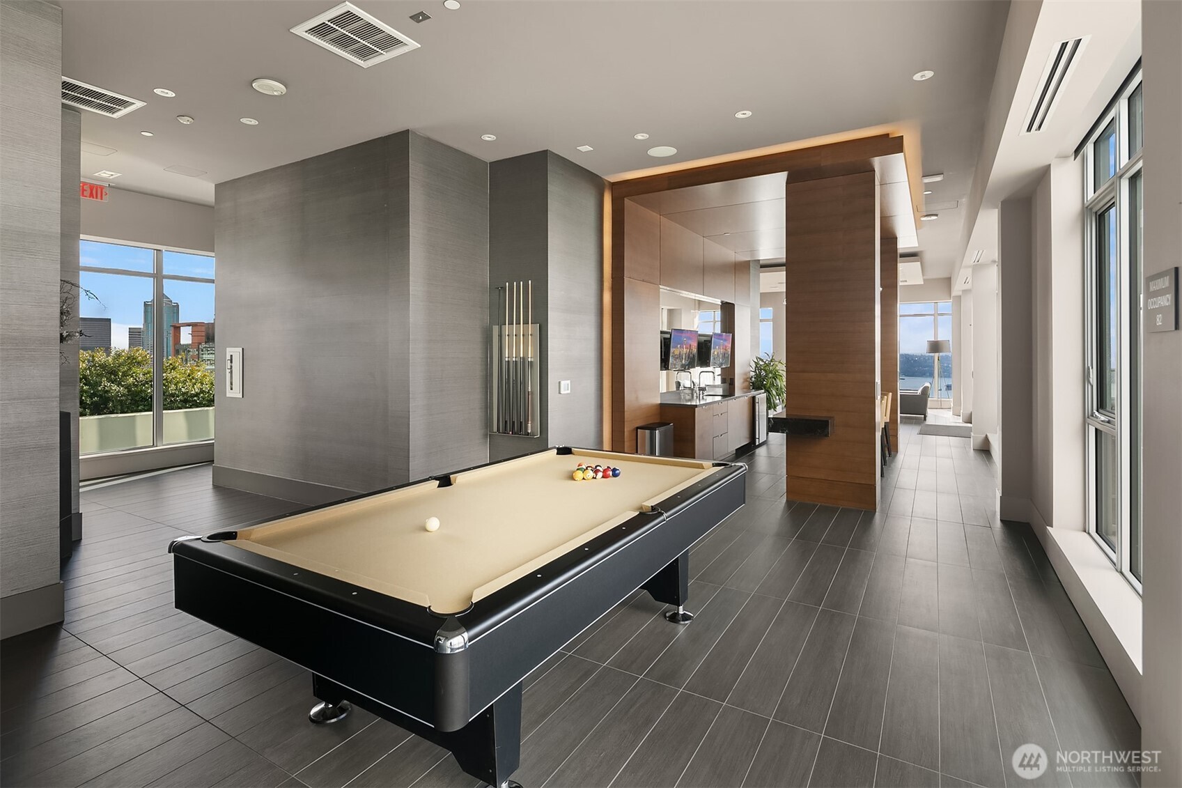 588 Bell Street Unit: 703S