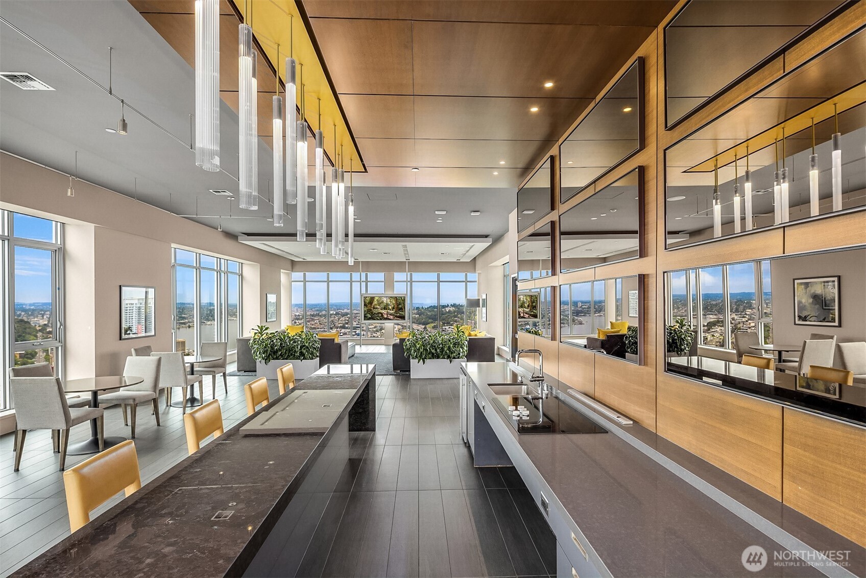 588 Bell Street Unit: 703S