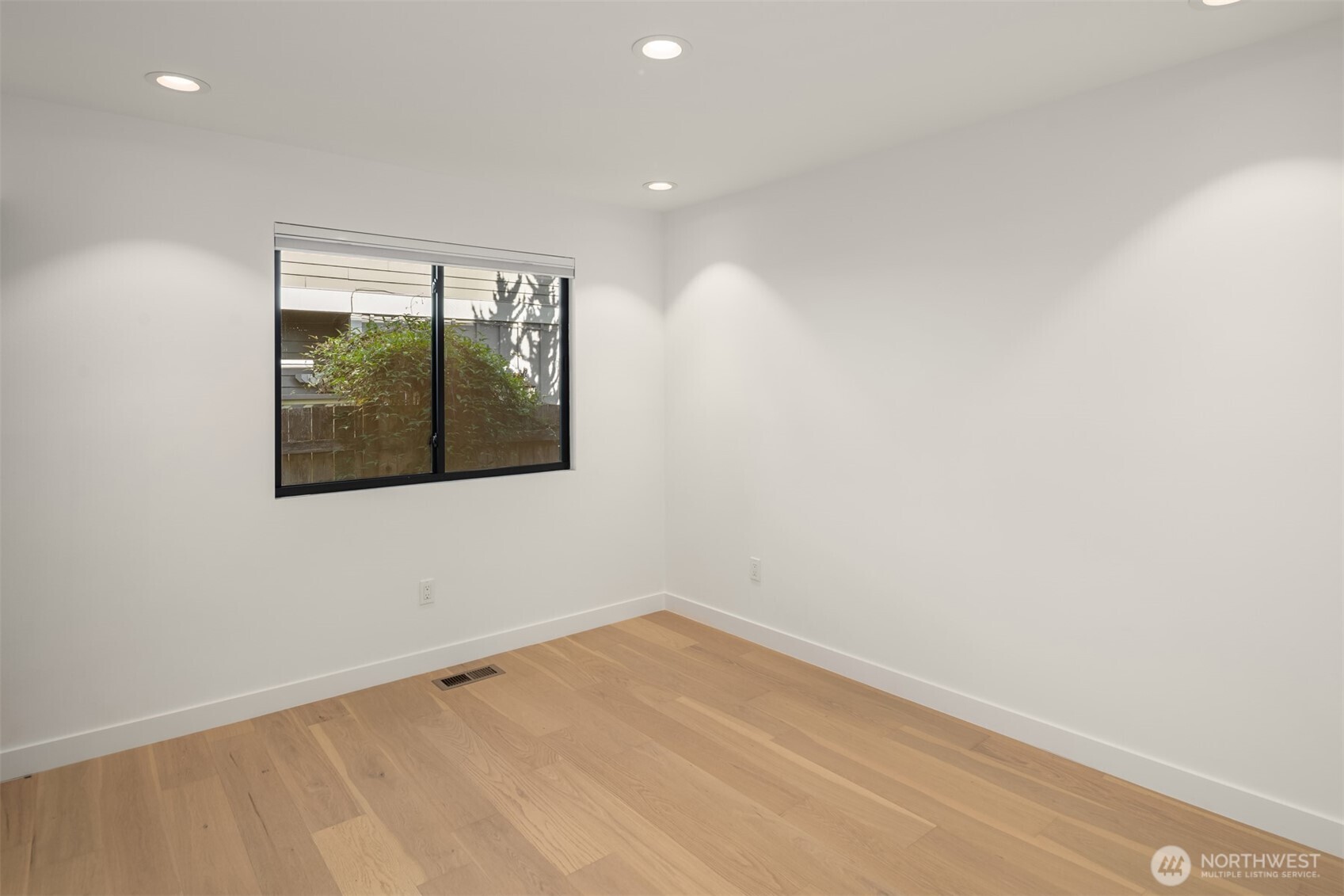 13342 NE 69th Way