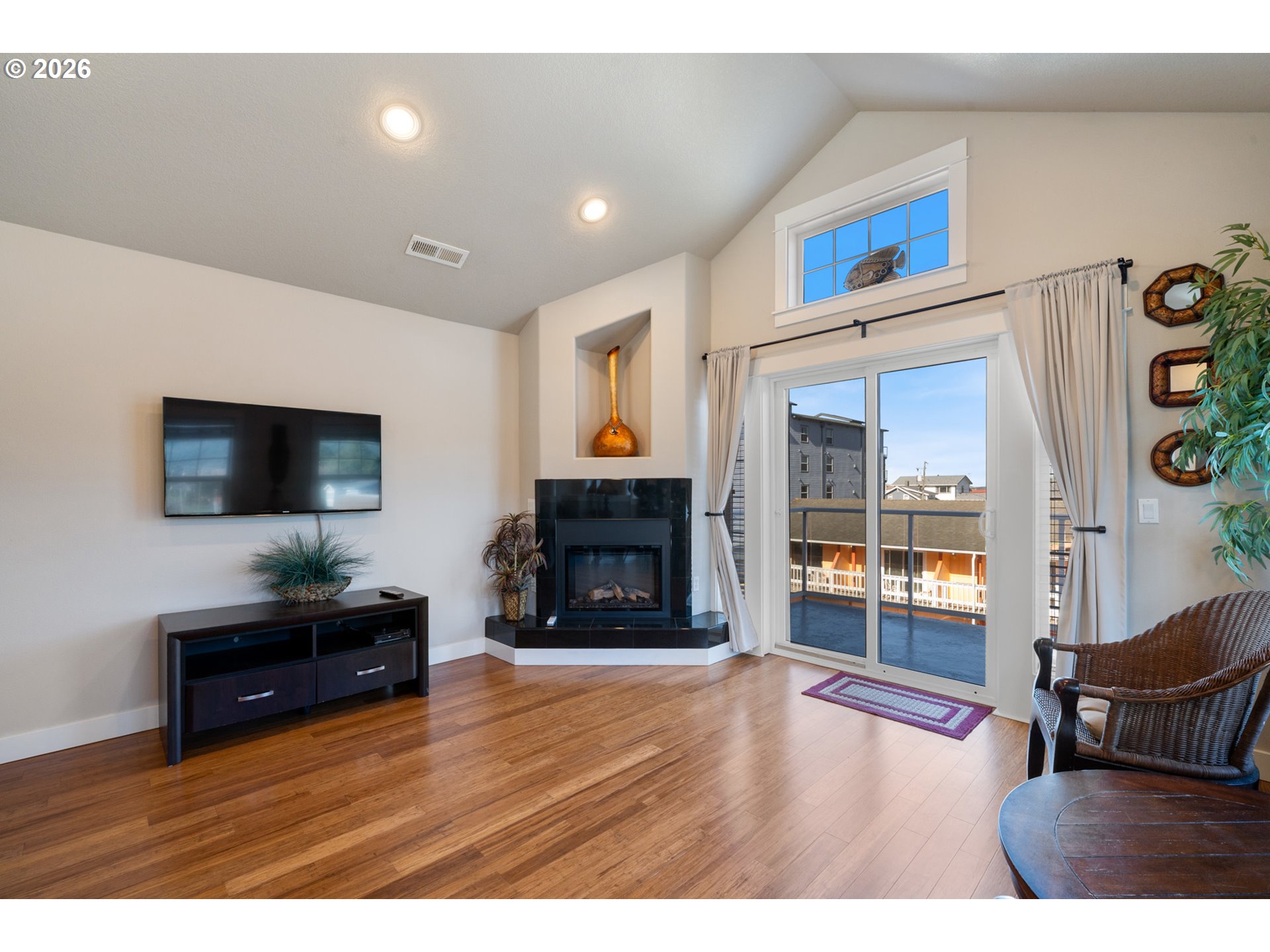 108 N 3RD AVE
