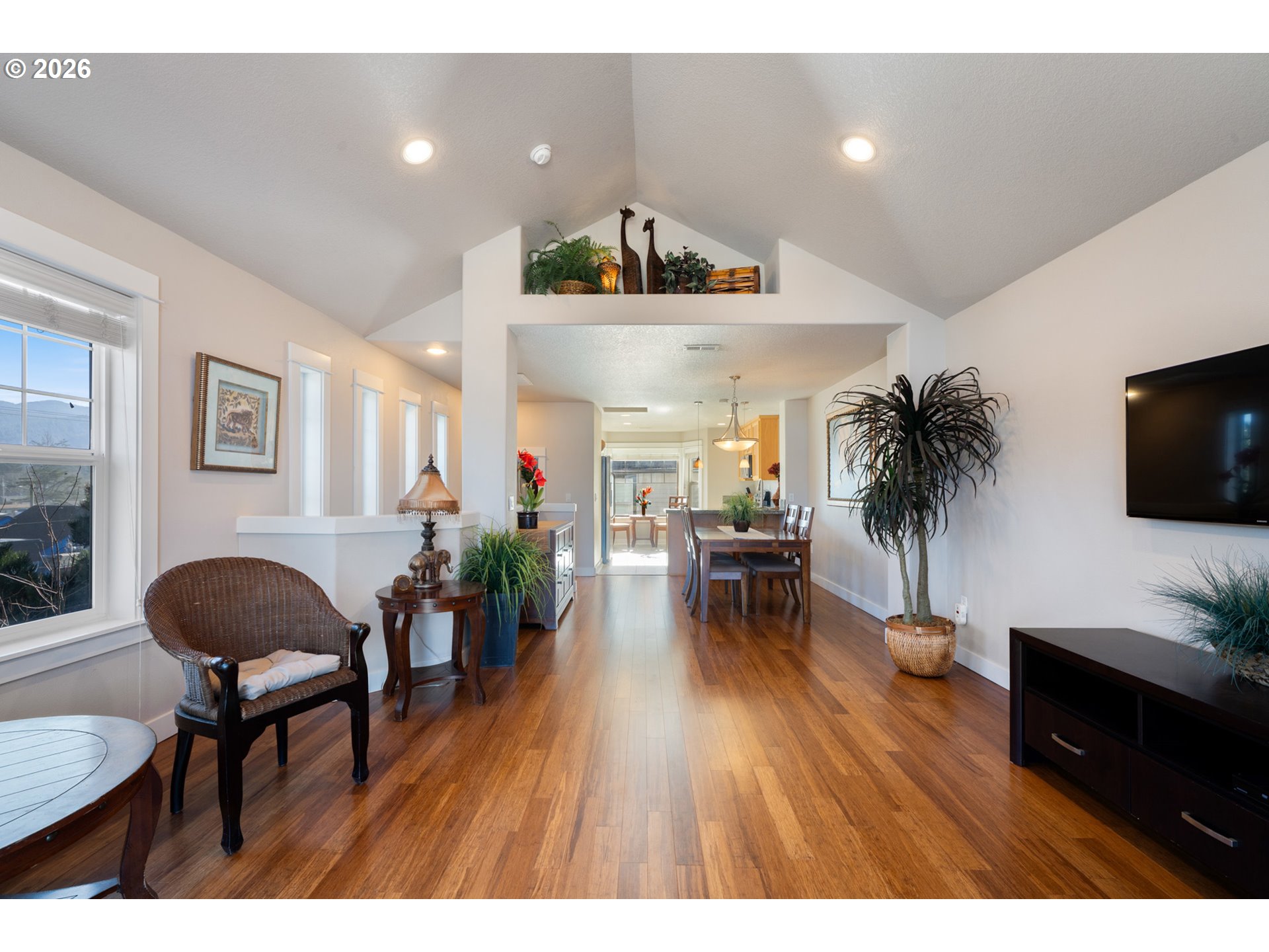 108 N 3RD AVE