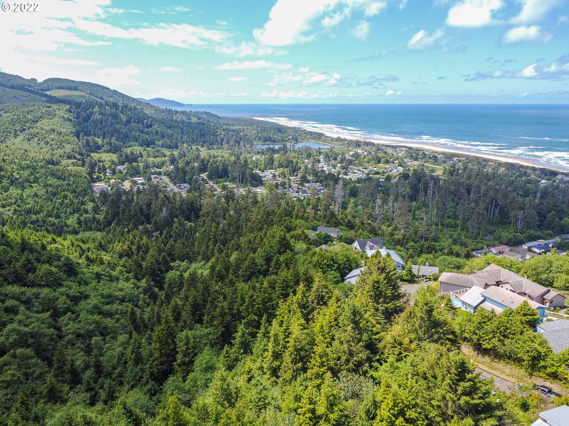 3100 Pacific View DR