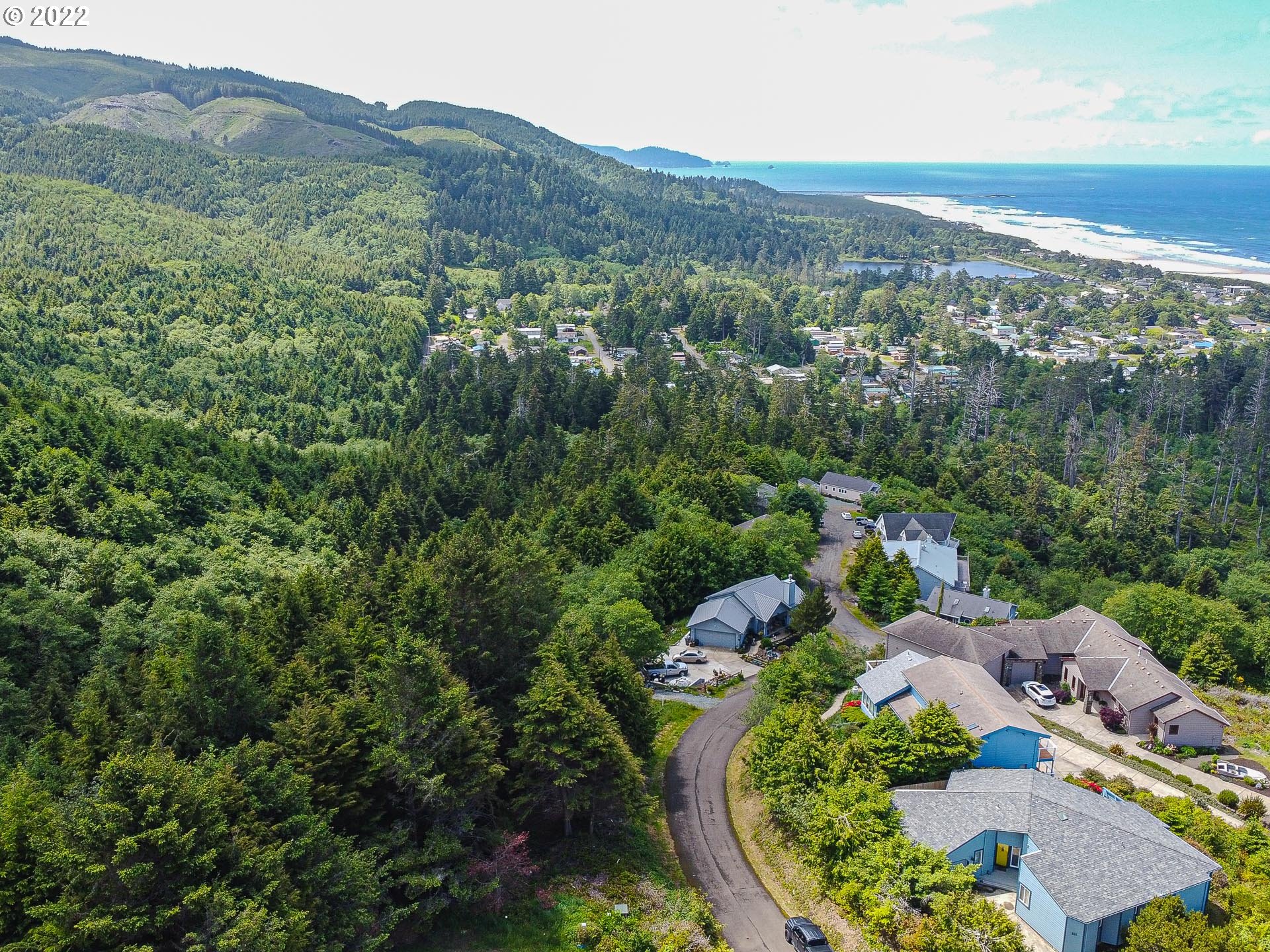 3100 Pacific View DR