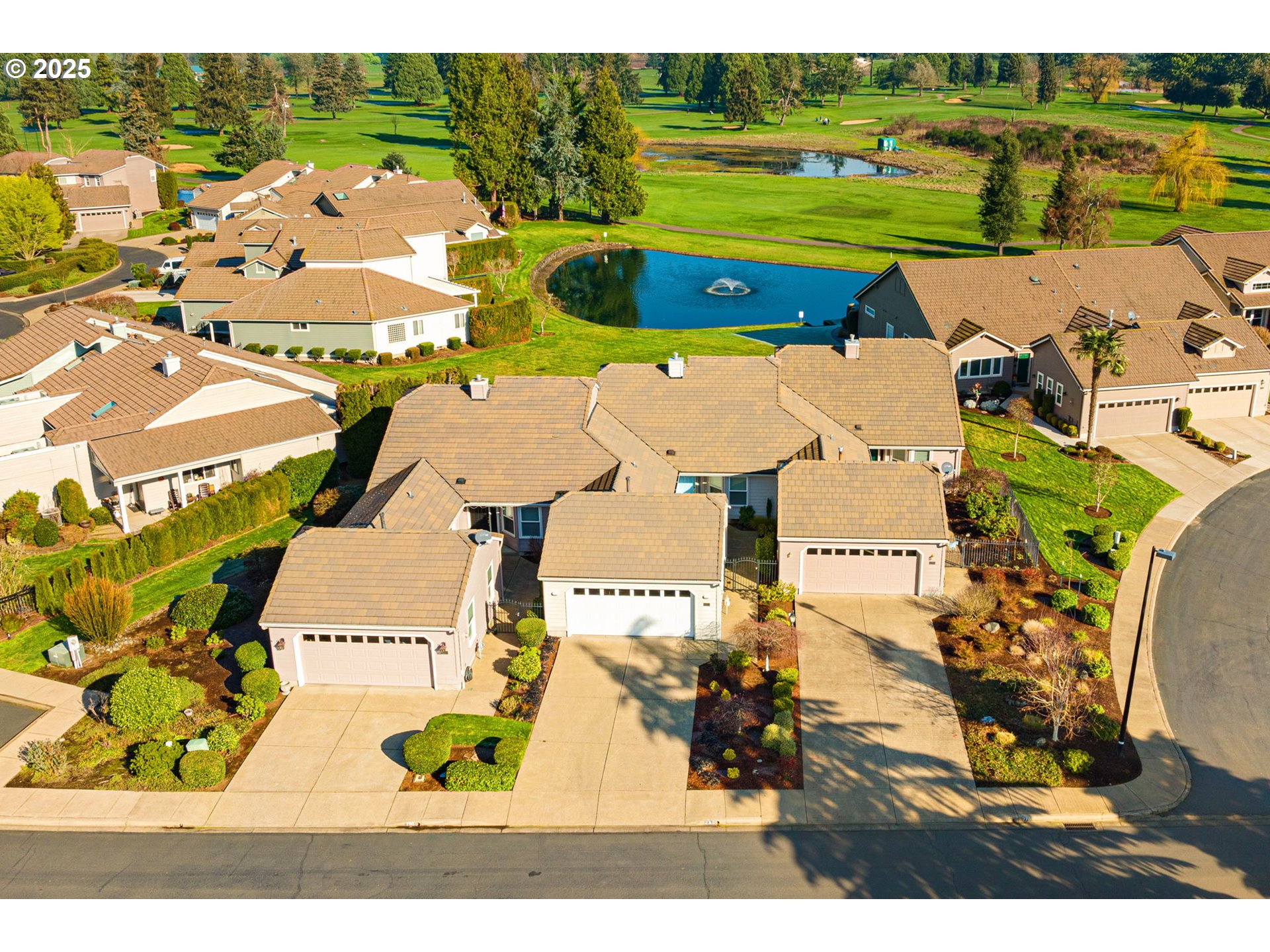 280 MAGNOLIA DR
