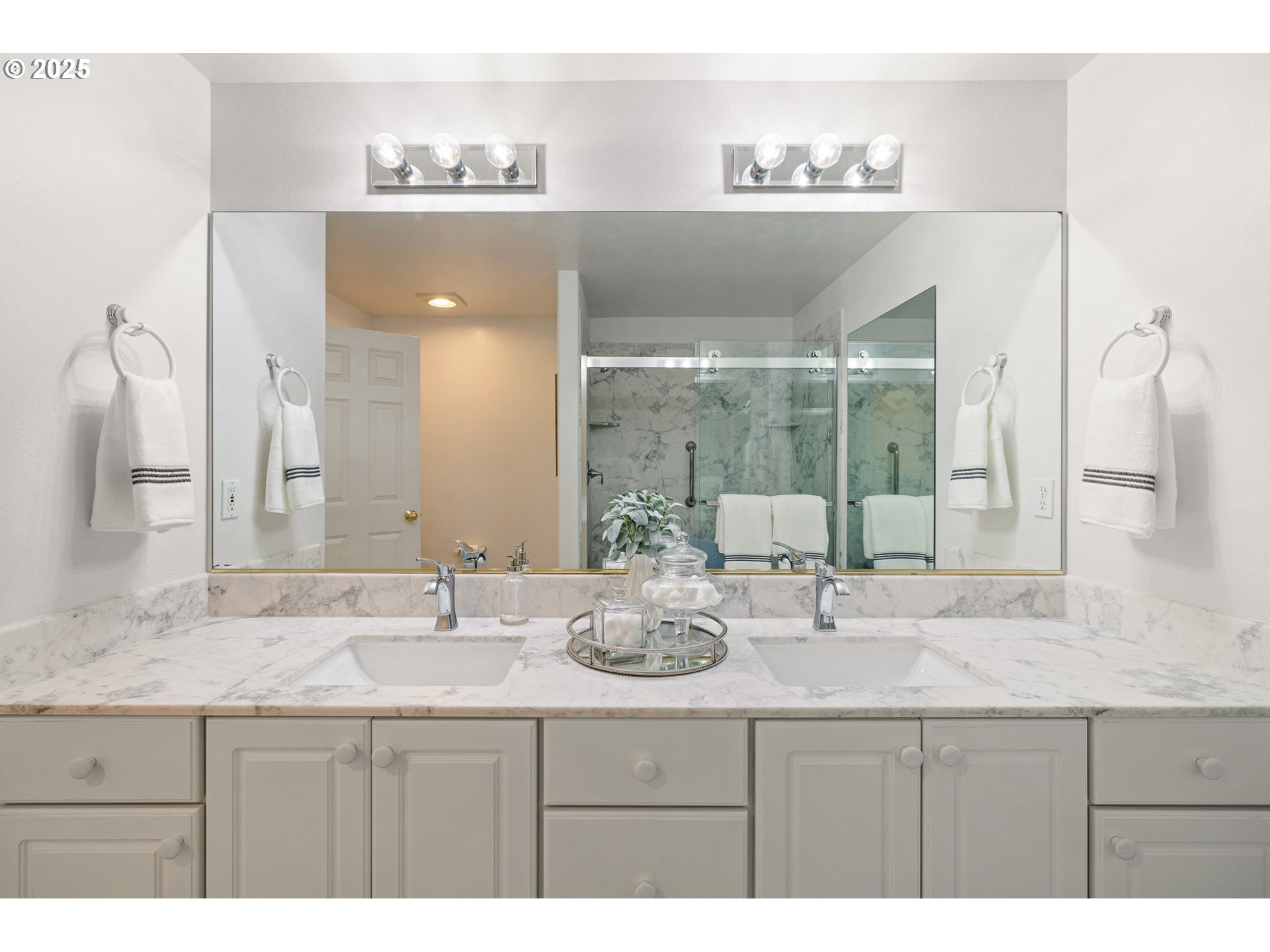 280 MAGNOLIA DR