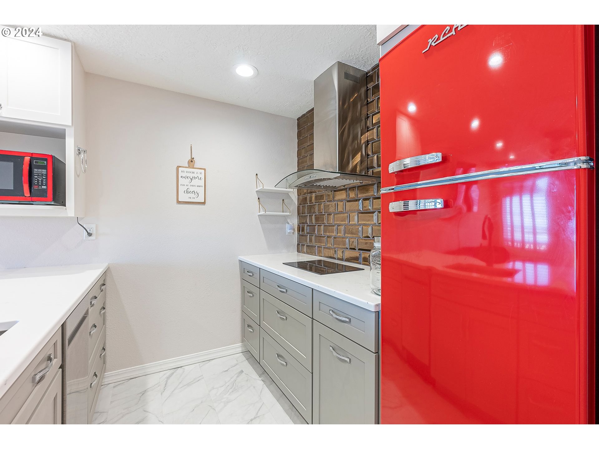 145 N MILLER ST 101