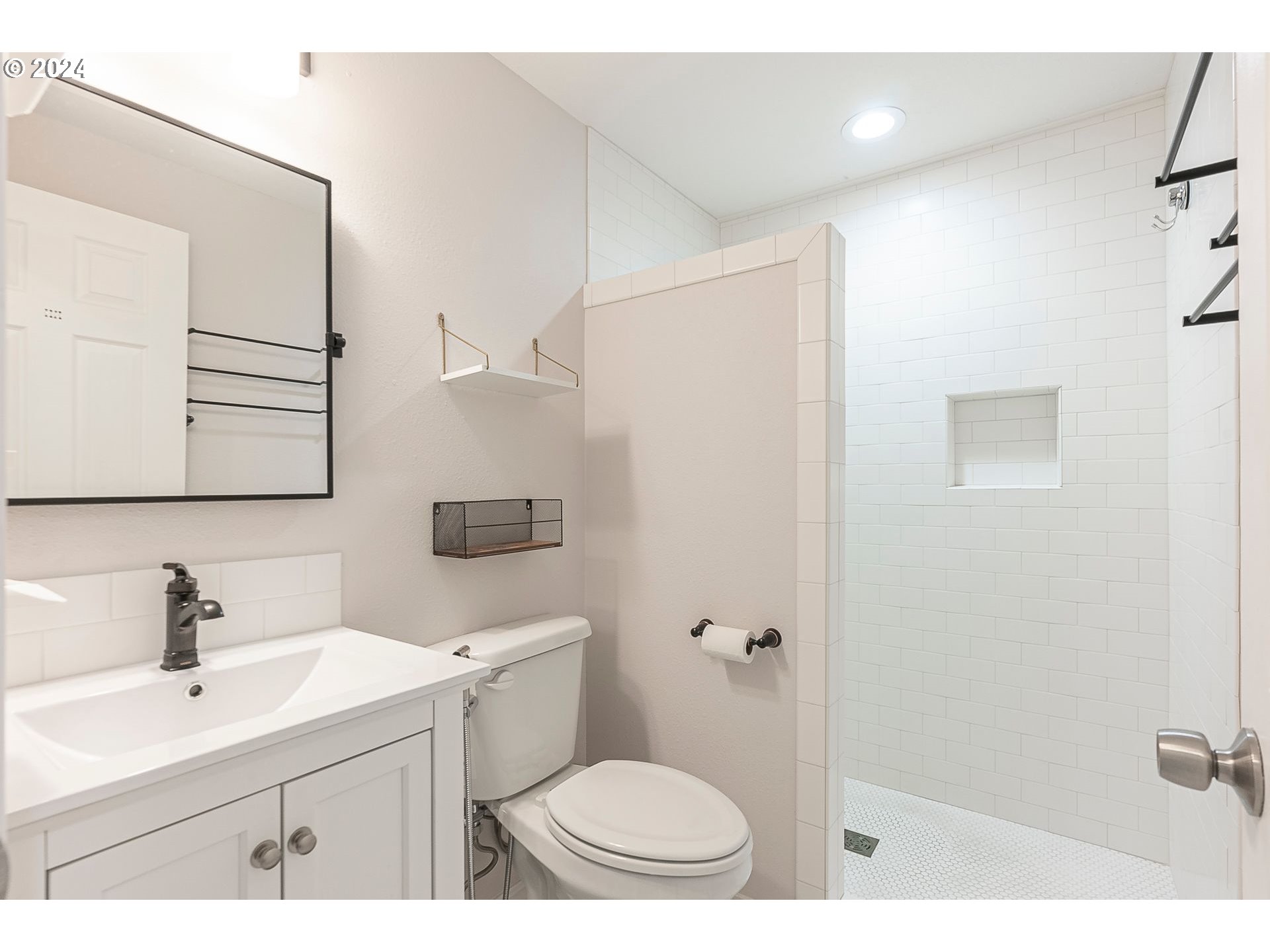 145 N MILLER ST 101