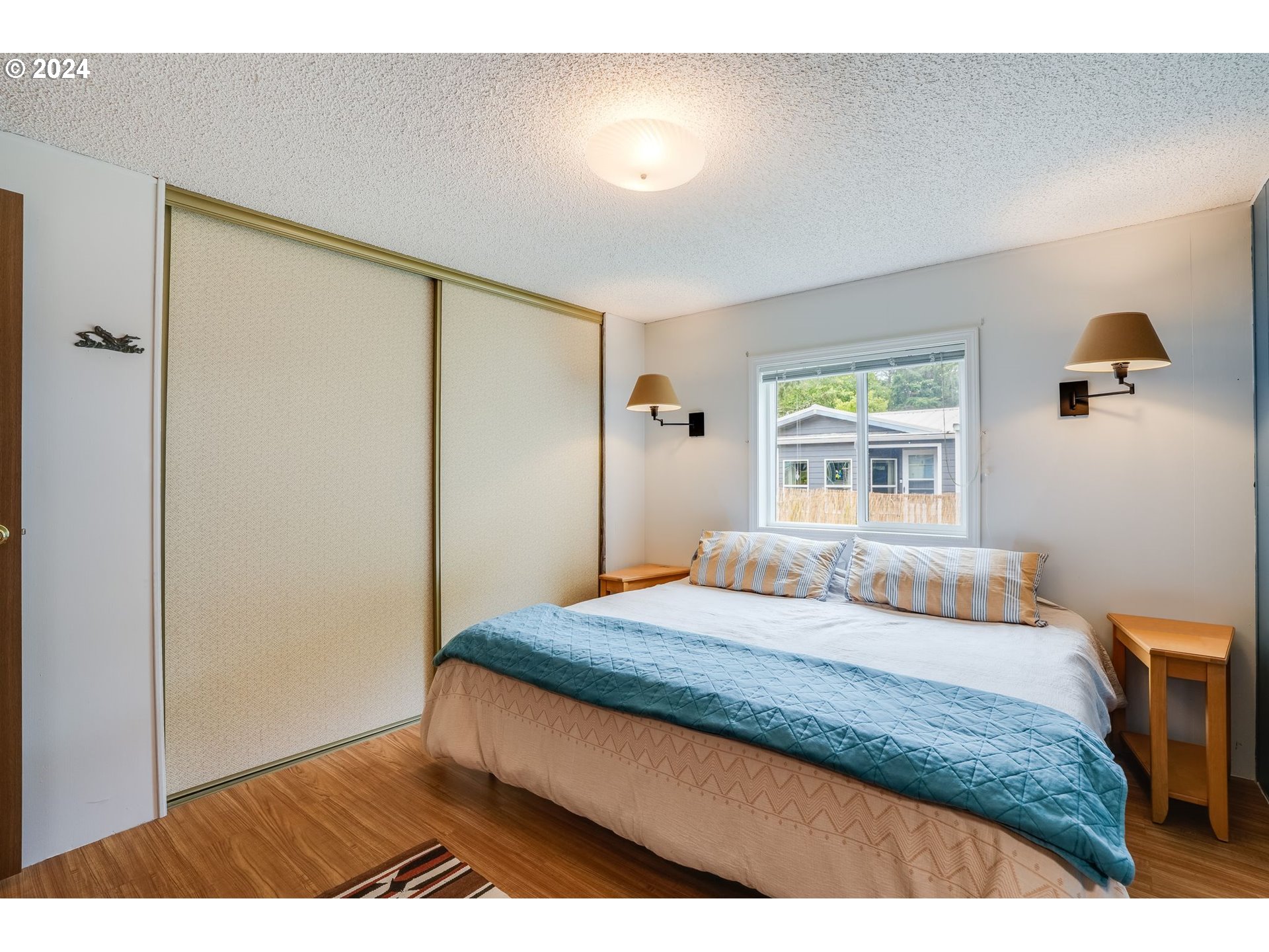 1056 CHARLOTTE CT